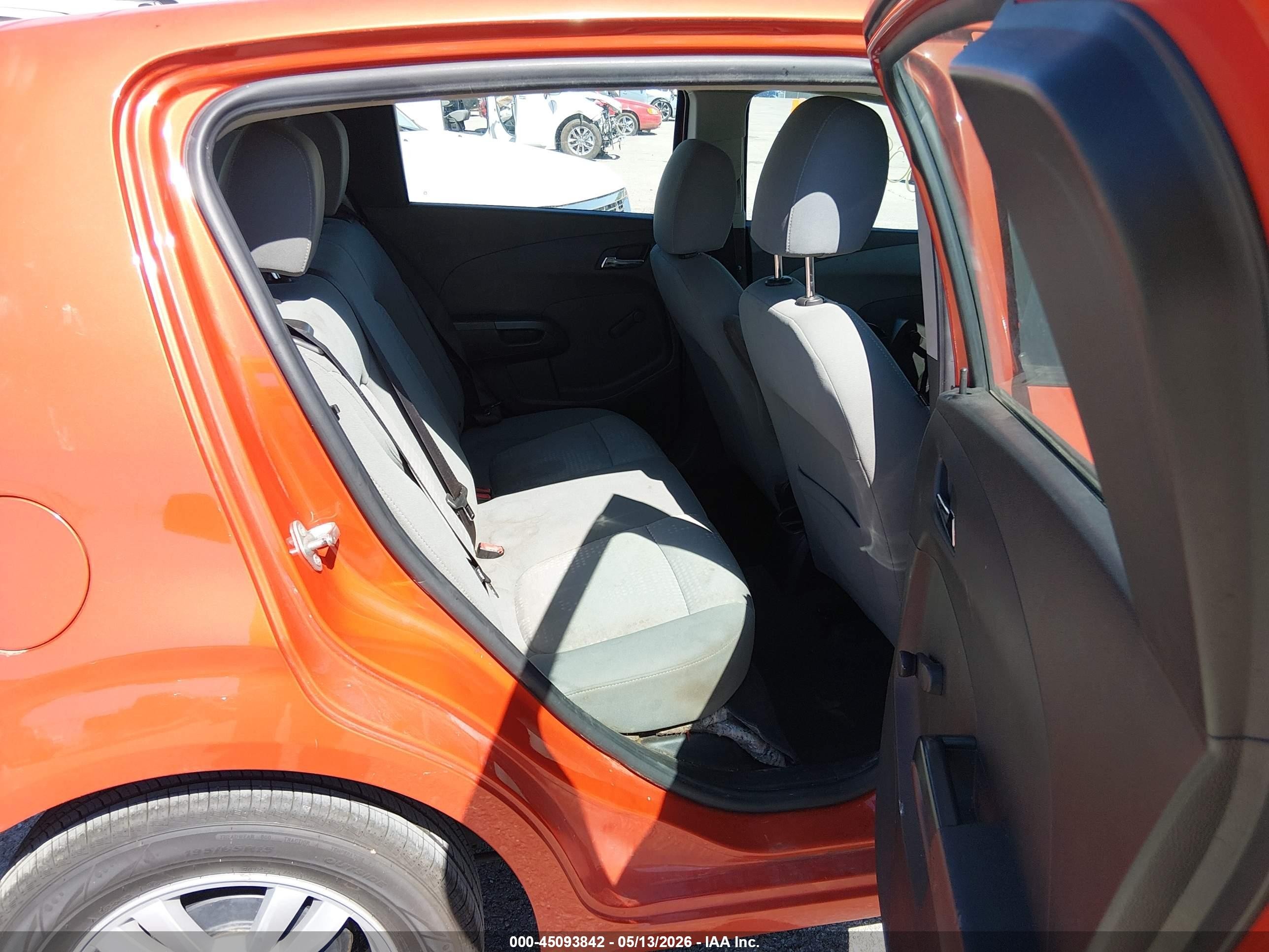 2012 Chevrolet Sonic 2ls Orange vin: 1G1JA6SH5C4111172