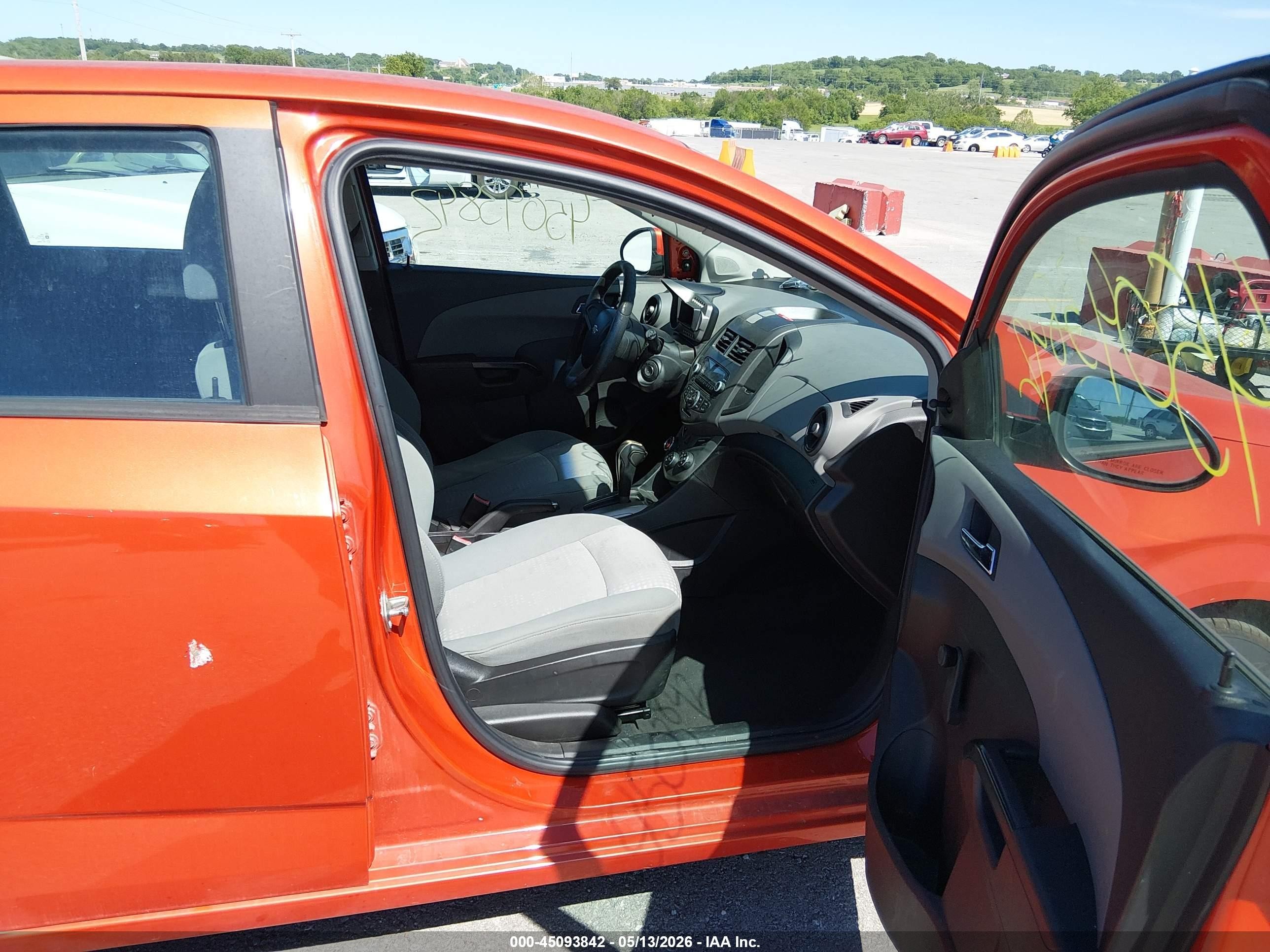 2012 Chevrolet Sonic 2ls Orange vin: 1G1JA6SH5C4111172