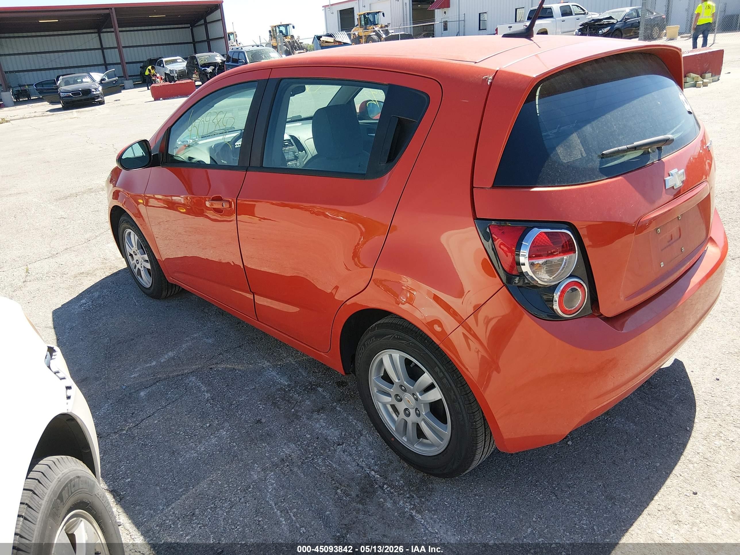 2012 Chevrolet Sonic 2ls Orange vin: 1G1JA6SH5C4111172