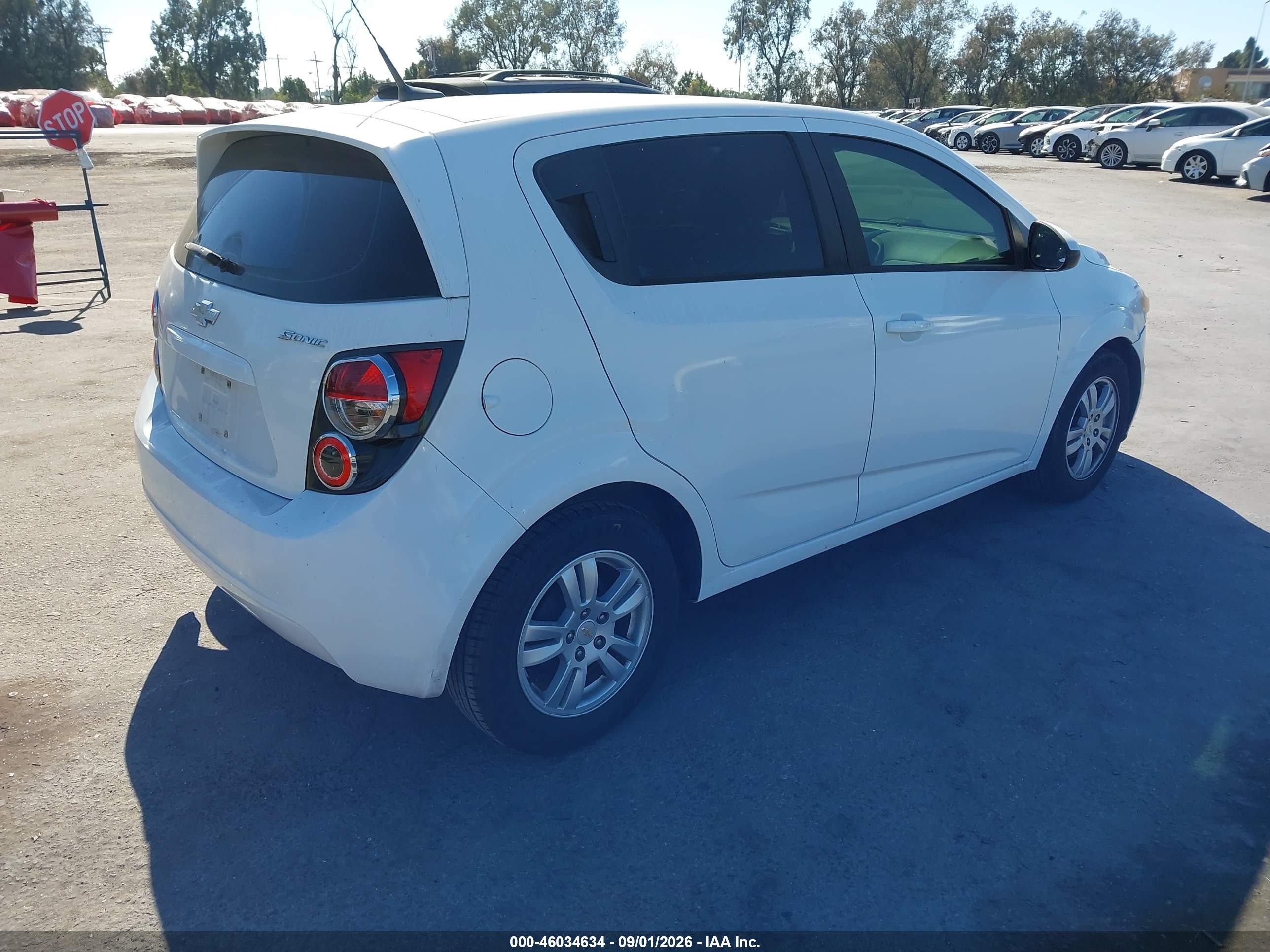 2012 Chevrolet Sonic 2ls White vin: 1G1JA6SH5C4146195