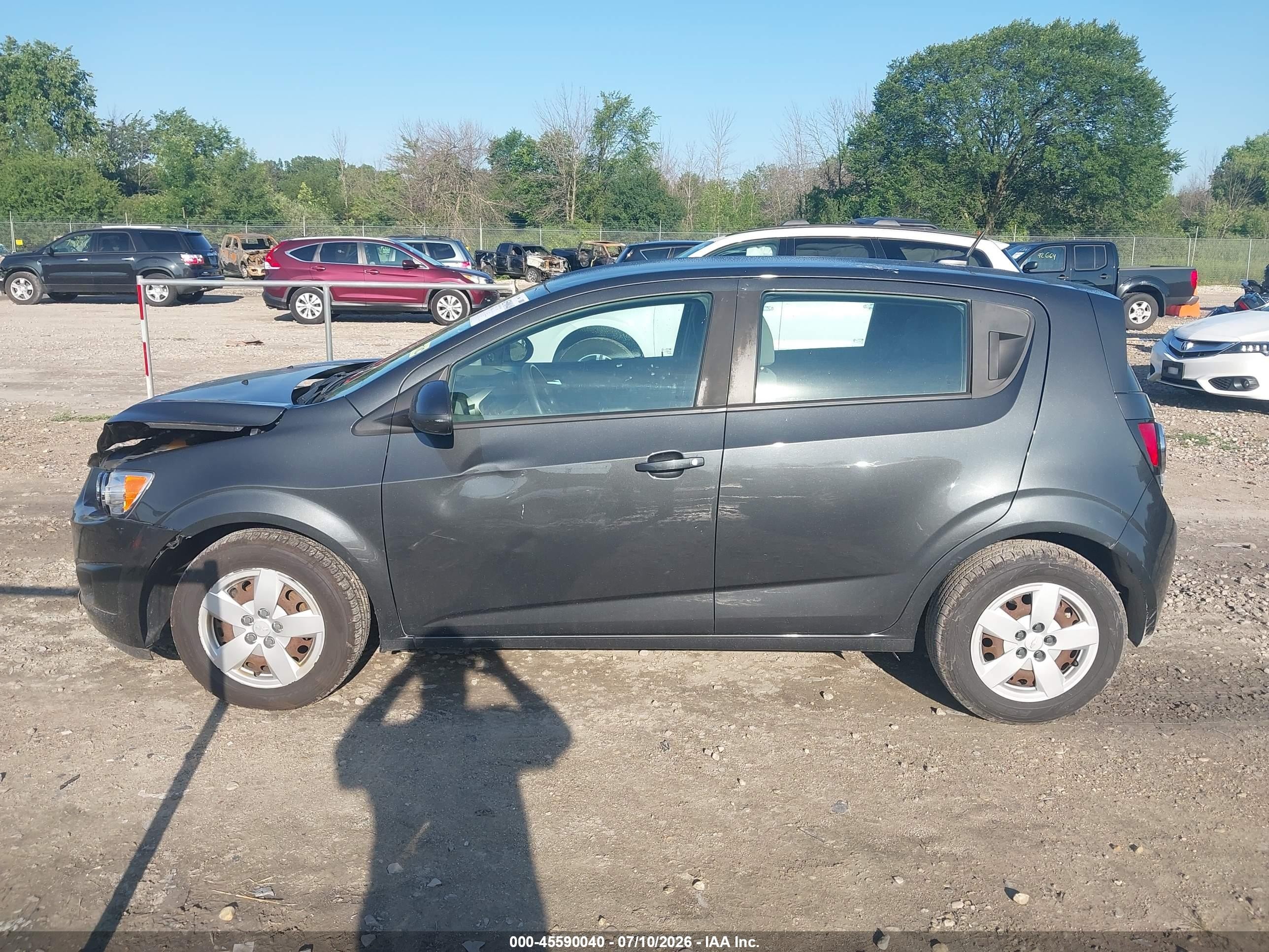 2014 Chevrolet Sonic Ls Auto Gray vin: 1G1JA6SH8E4172390