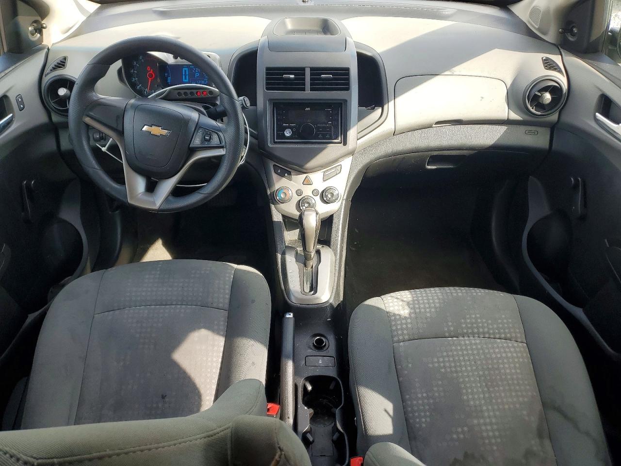 2014 Chevrolet Sonic Ls White vin: 1G1JA6SH9E4132917