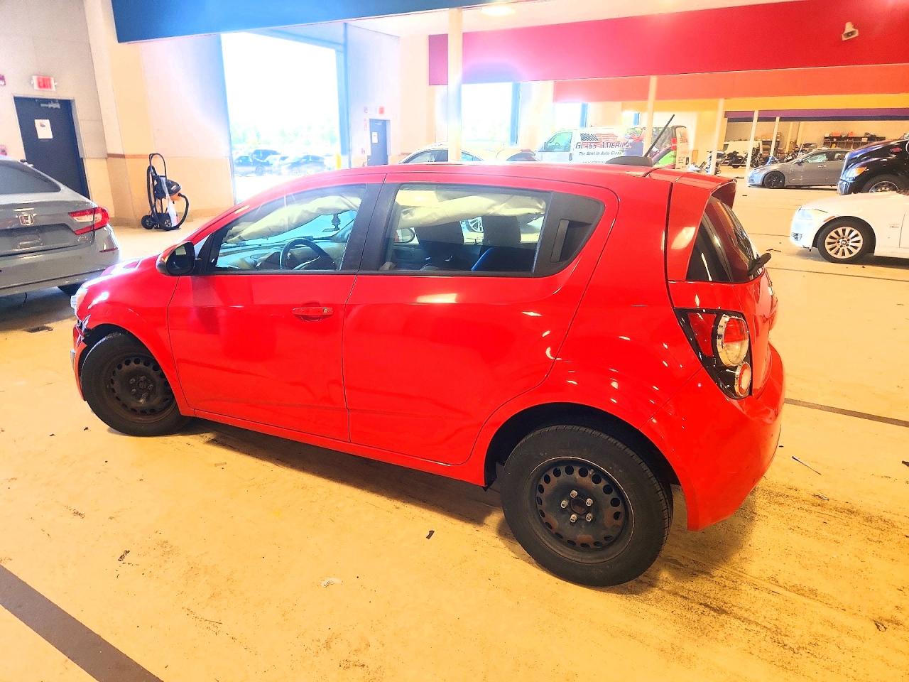 2015 Chevrolet Sonic Ls Red vin: 1G1JA6SH9F4196375