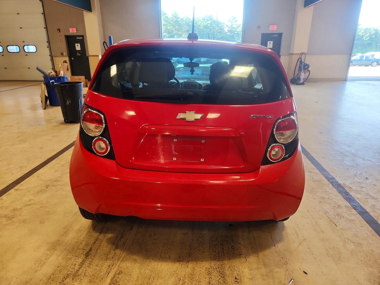 2015 Chevrolet Sonic Ls Red vin: 1G1JA6SH9F4196375