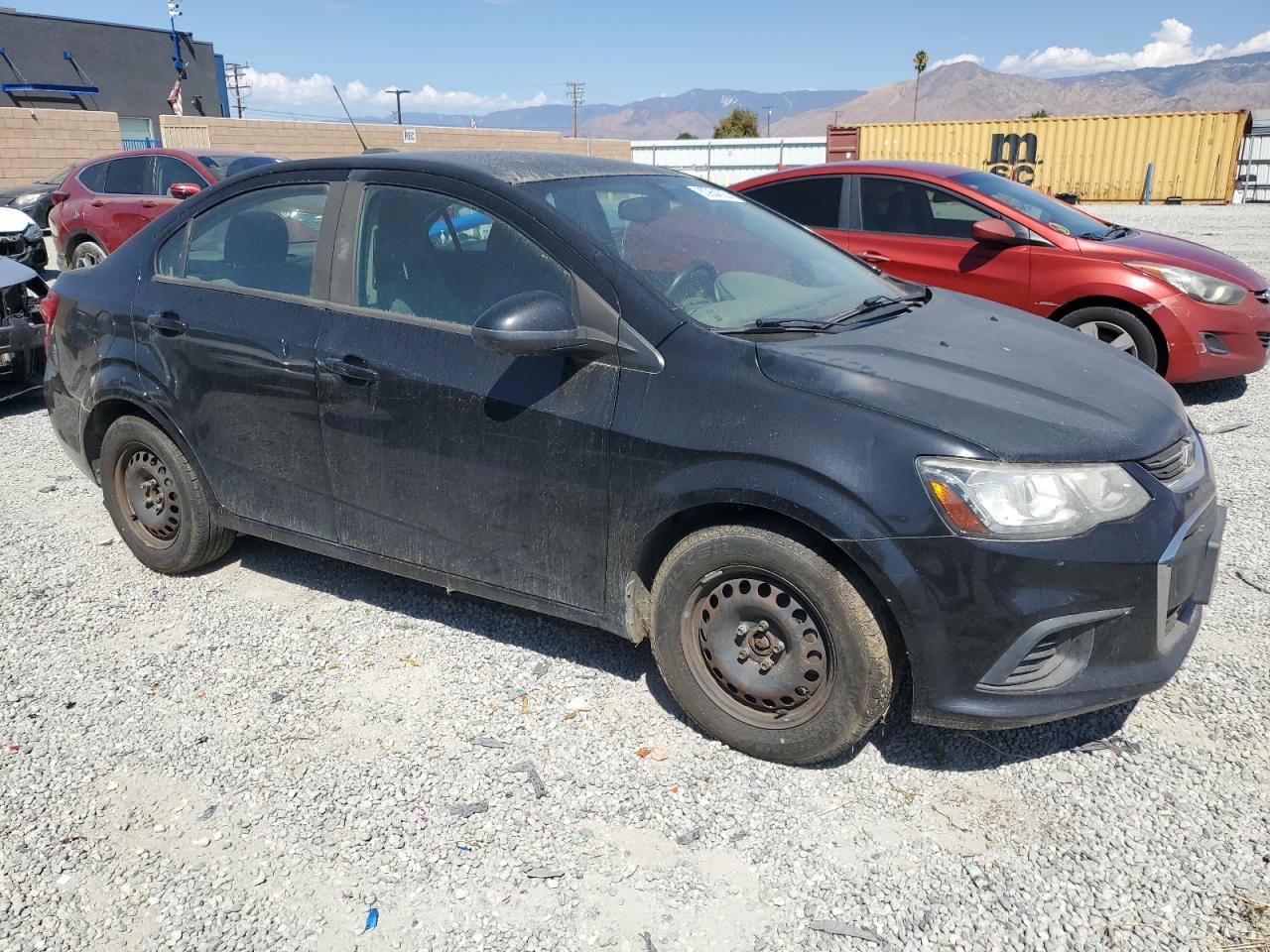 2018 Chevrolet Sonic Ls Черный vin: 1G1JB5SG8J4100842
