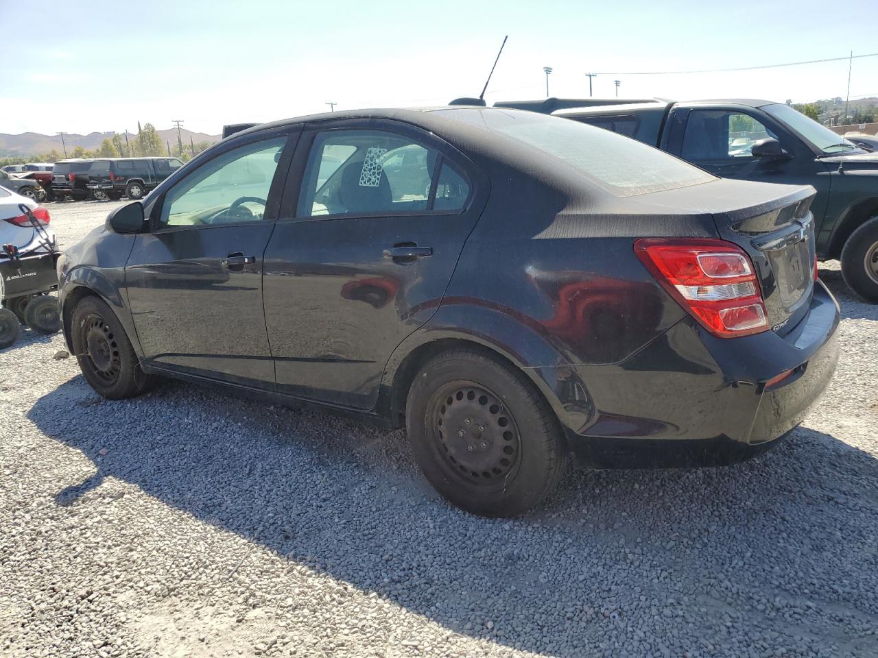 2018 Chevrolet Sonic Ls Черный vin: 1G1JB5SG8J4100842