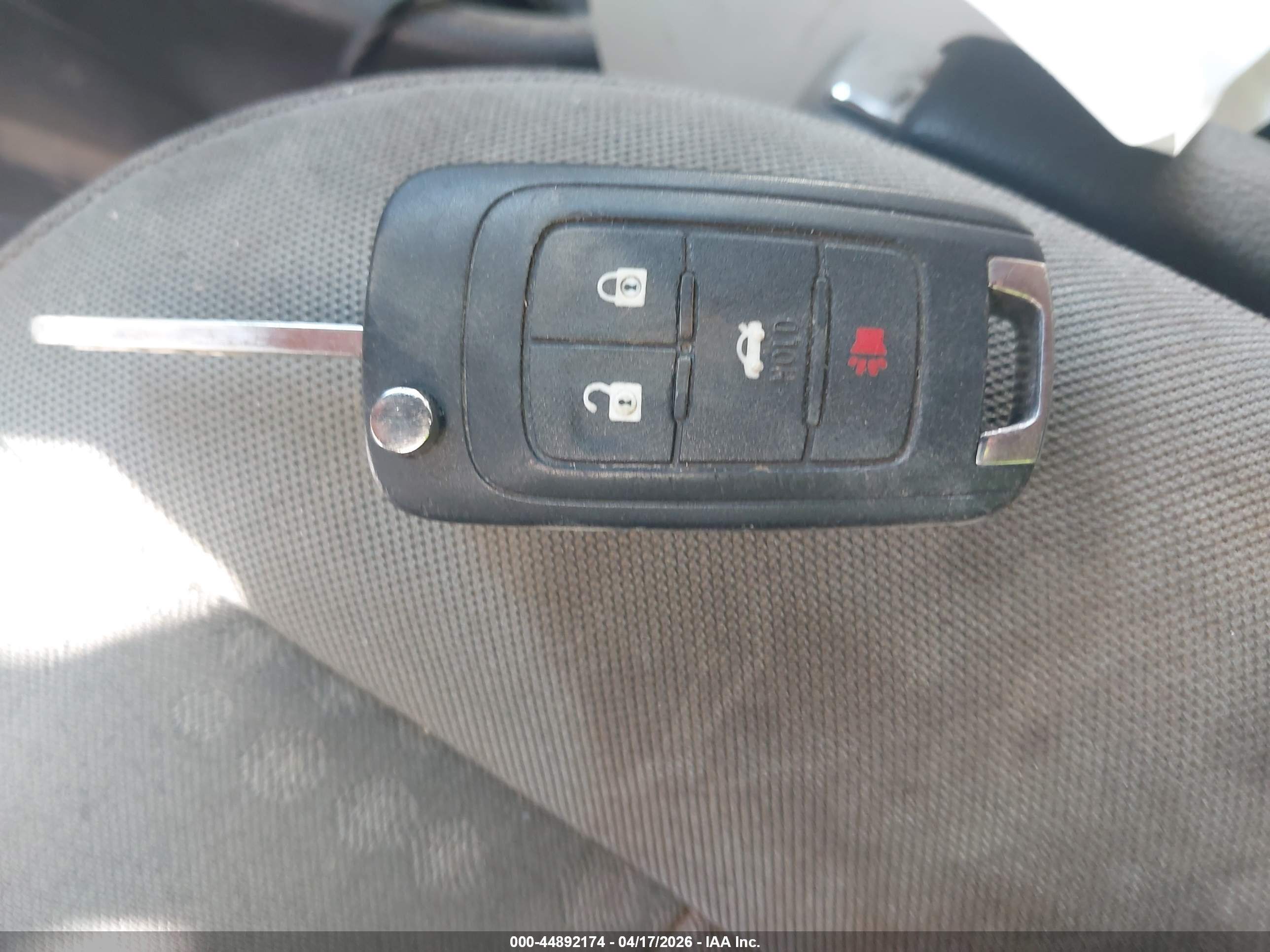 2017 Chevrolet Sonic Ls Auto Silver vin: 1G1JB5SH3H4141687