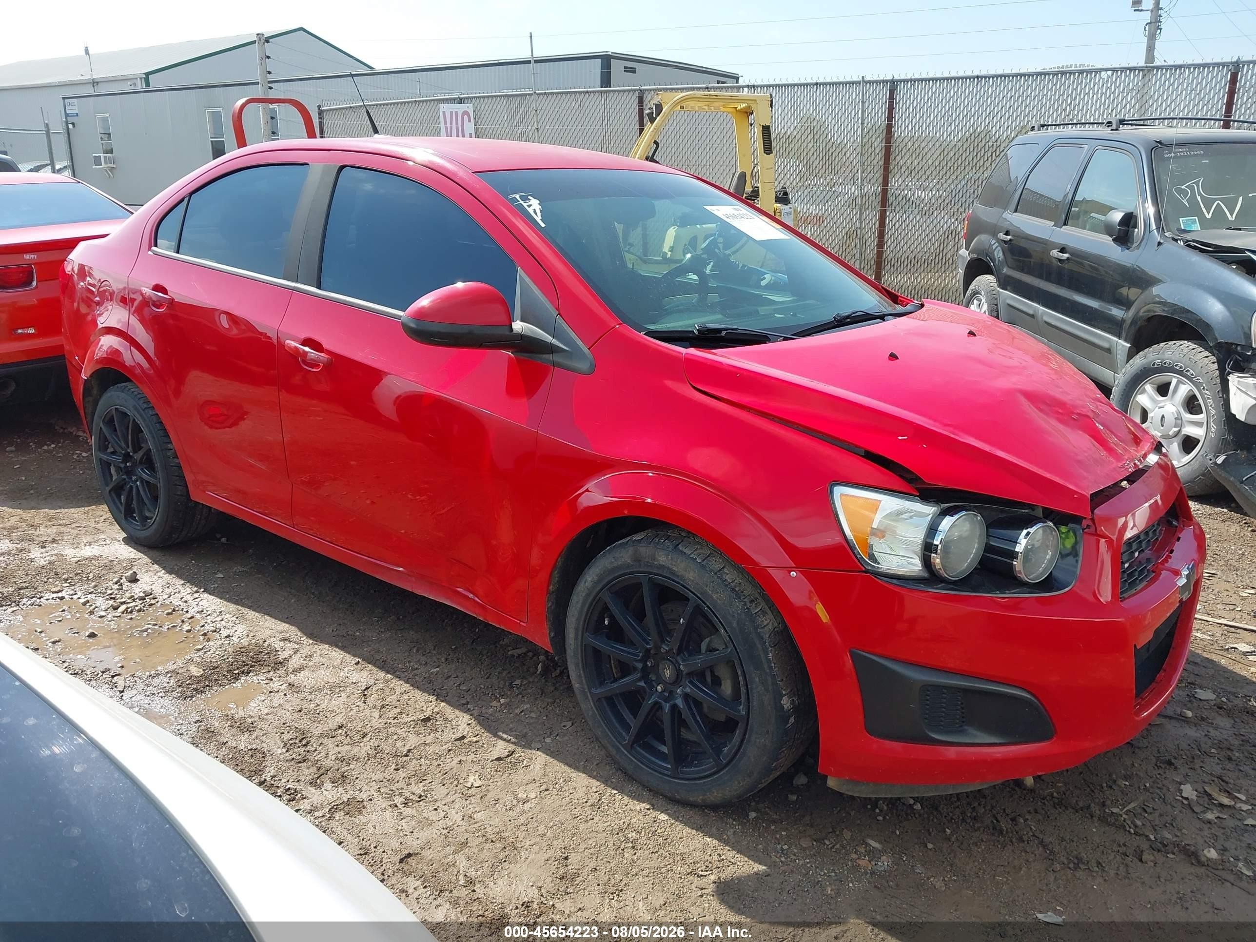 2013 Chevrolet Sonic Ls Manual Красный vin: 1G1JB5SH4D4237628