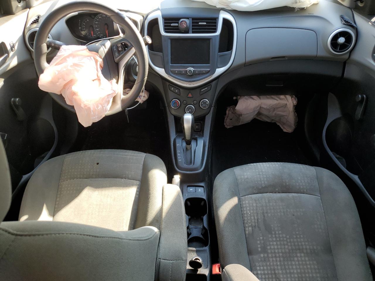 2018 Chevrolet Sonic Ls Черный vin: 1G1JB5SH5J4128302