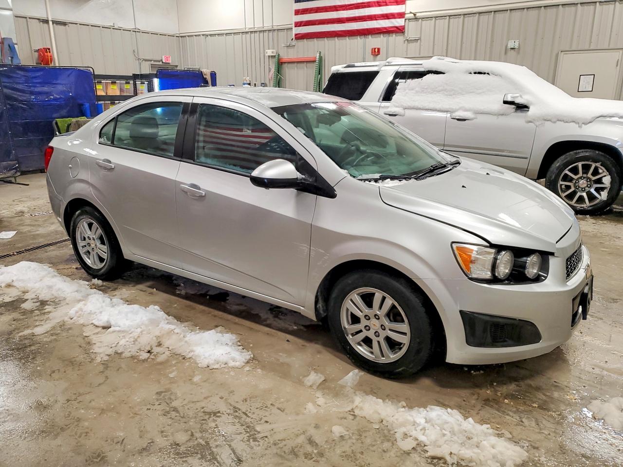 2012 Chevrolet Sonic Ls Серебряный vin: 1G1JB5SH7C4130278