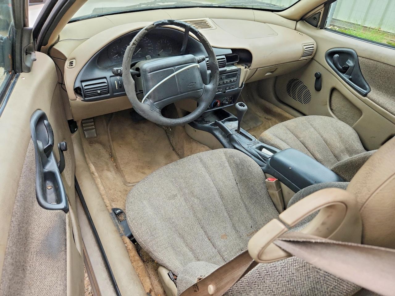 2000 Chevrolet Cavalier Золотой vin: 1G1JC1240Y7297753