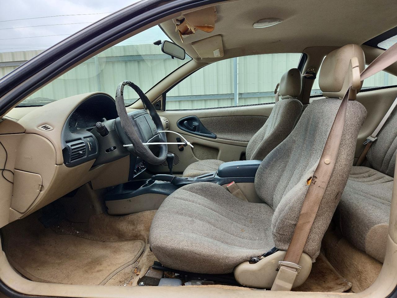 2000 Chevrolet Cavalier Золотой vin: 1G1JC1240Y7297753