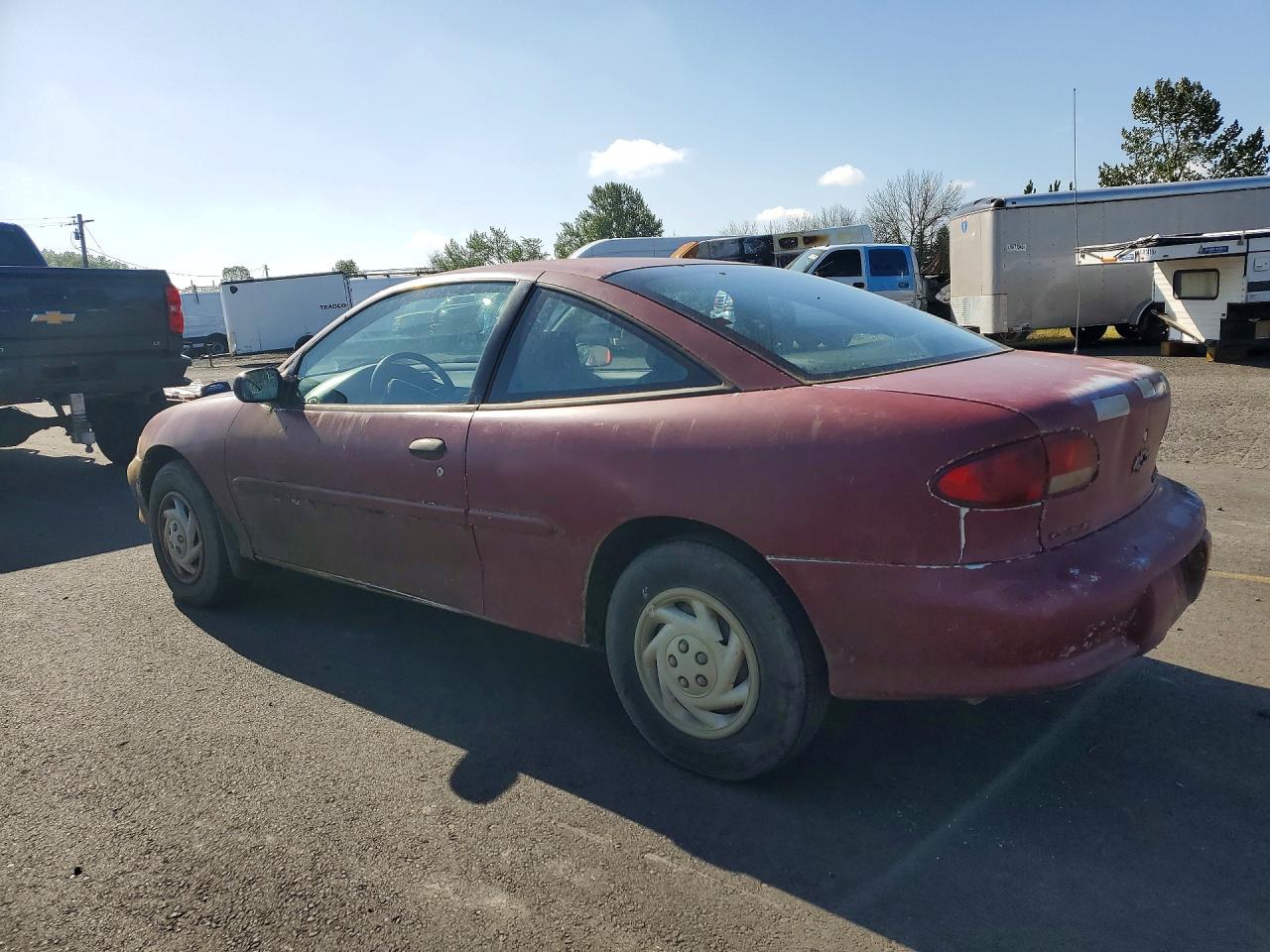1997 Chevrolet Cavalier Base Red vin: 1G1JC1241VM147910