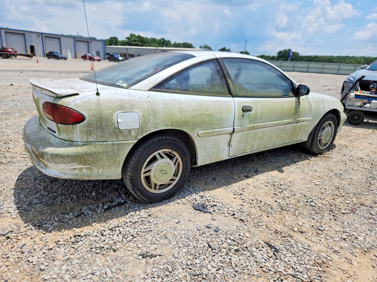 1997 Chevrolet Cavalier White vin: 1G1JC1247V7151099