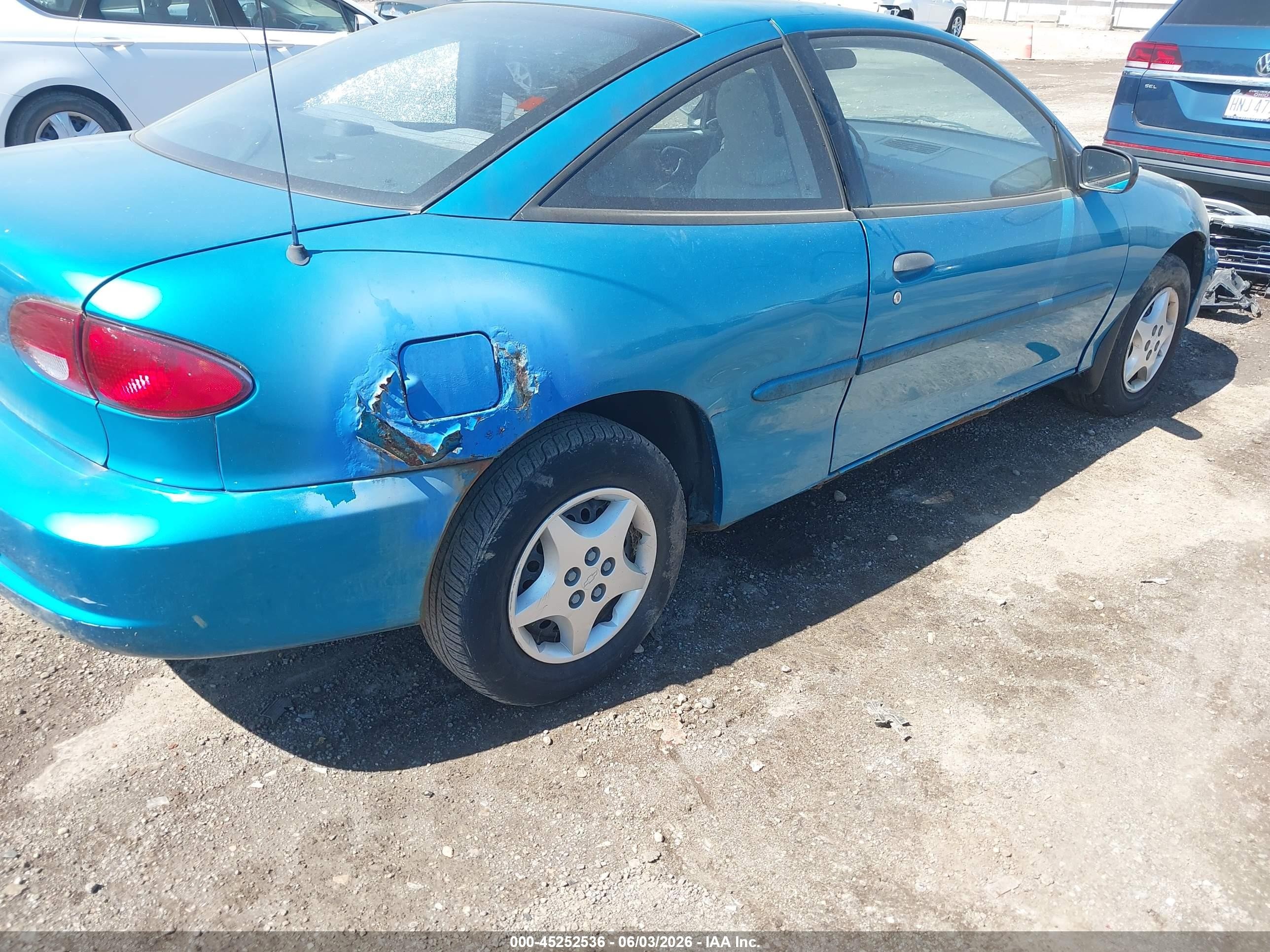 2000 Chevrolet Cavalier   Light Blue vin: 1G1JC1247Y7107804