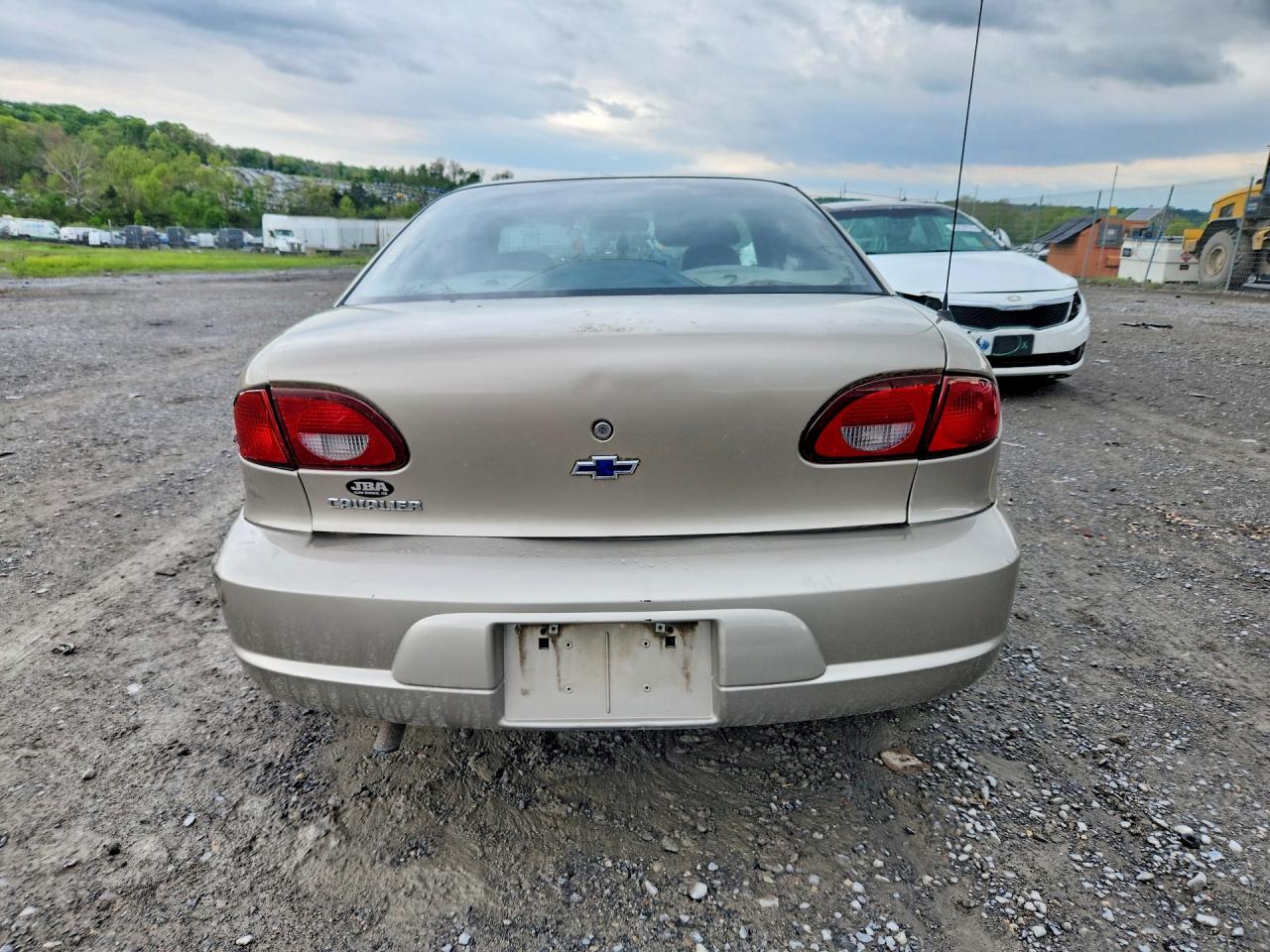 2001 Chevrolet Cavalier Tan vin: 1G1JC124817214592