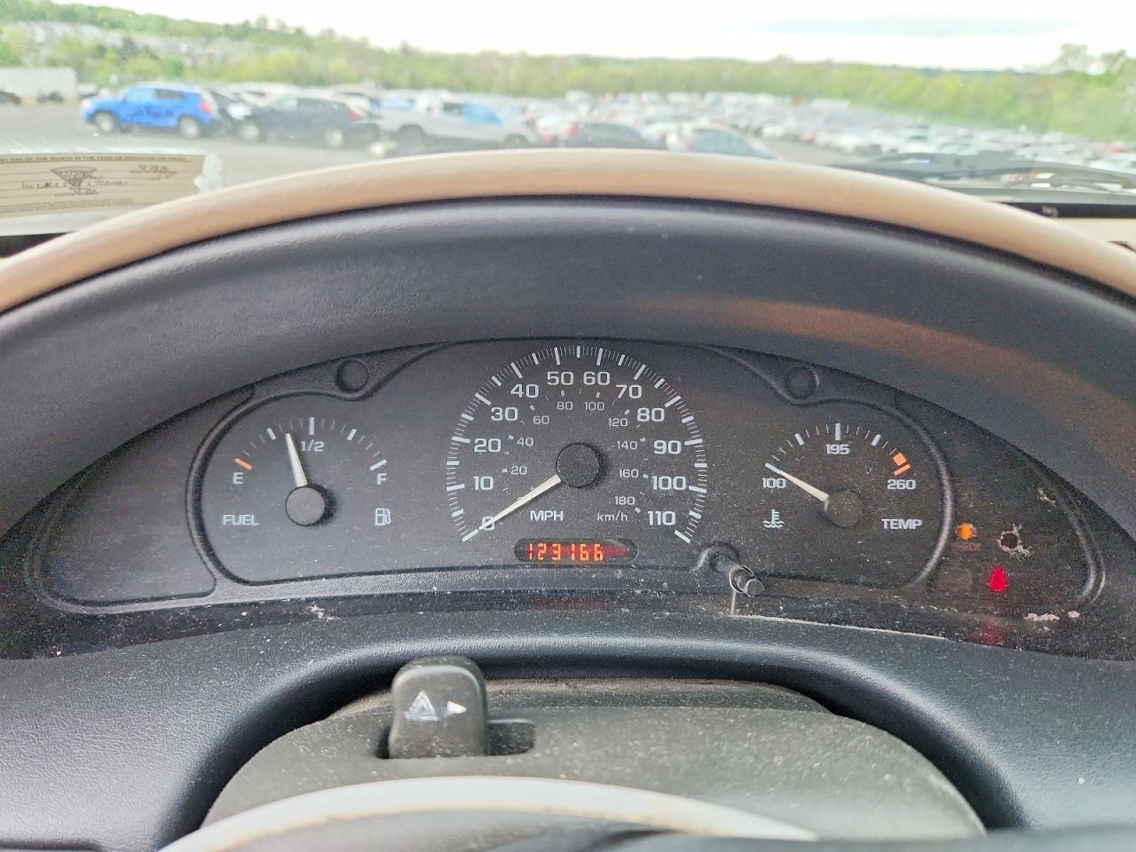 2001 Chevrolet Cavalier Tan vin: 1G1JC124817214592