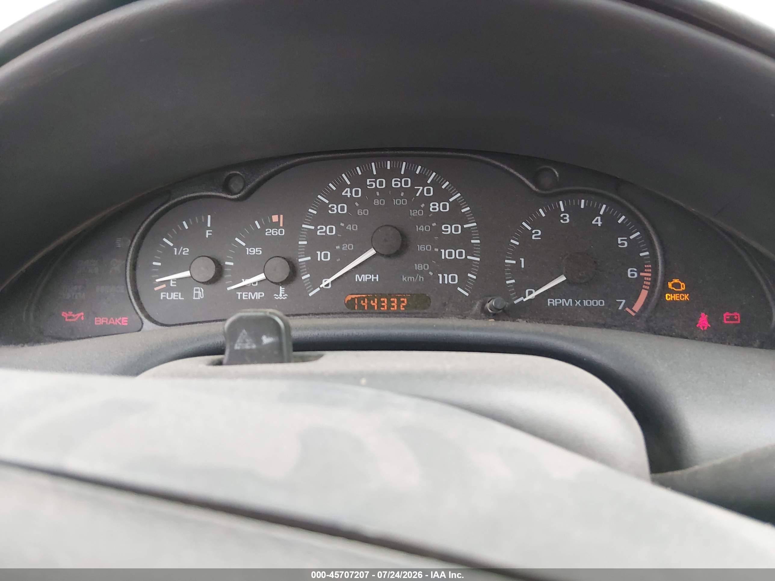 2002 Chevrolet Cavalier   Красный vin: 1G1JC124927243245