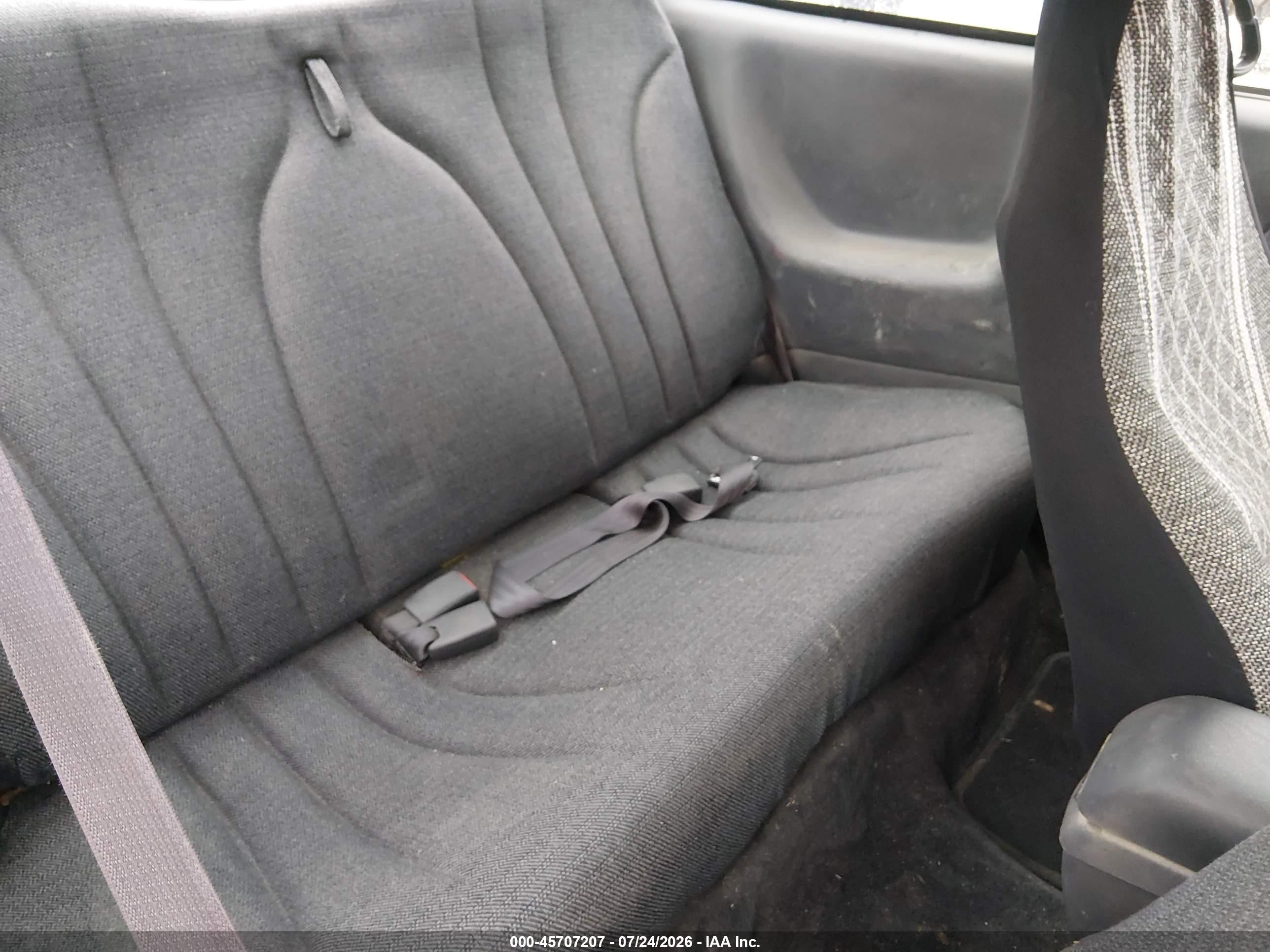 2002 Chevrolet Cavalier   Красный vin: 1G1JC124927243245