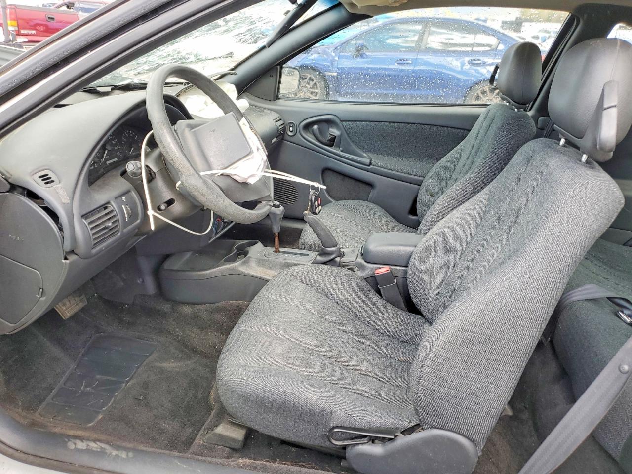 2000 Chevrolet Cavalier White vin: 1G1JC1249Y7237549