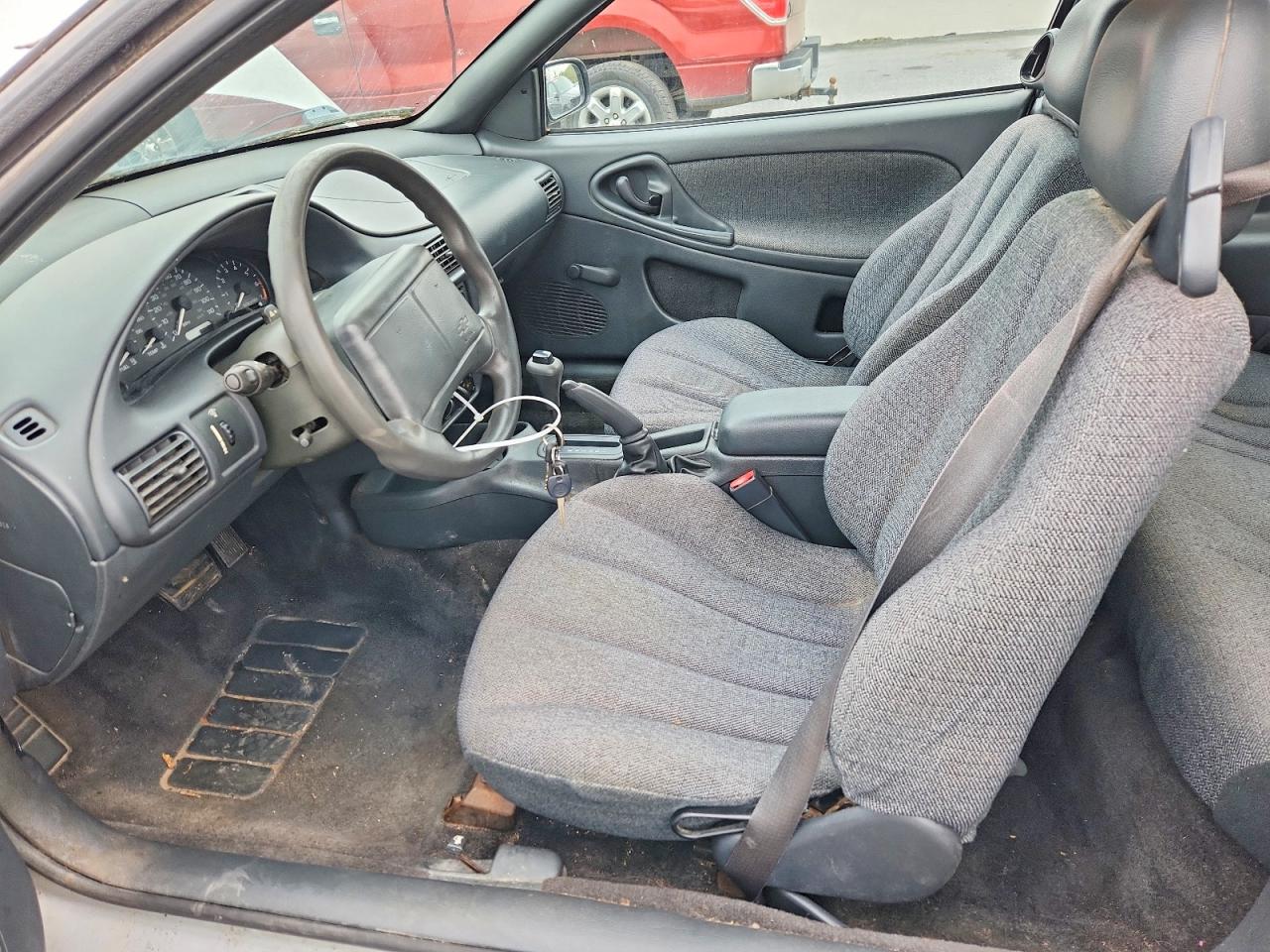 2000 Chevrolet Cavalier Silver vin: 1G1JC1249Y7456656