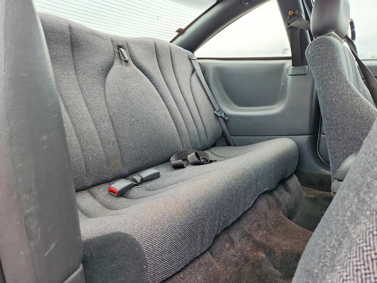 2000 Chevrolet Cavalier Silver vin: 1G1JC1249Y7456656