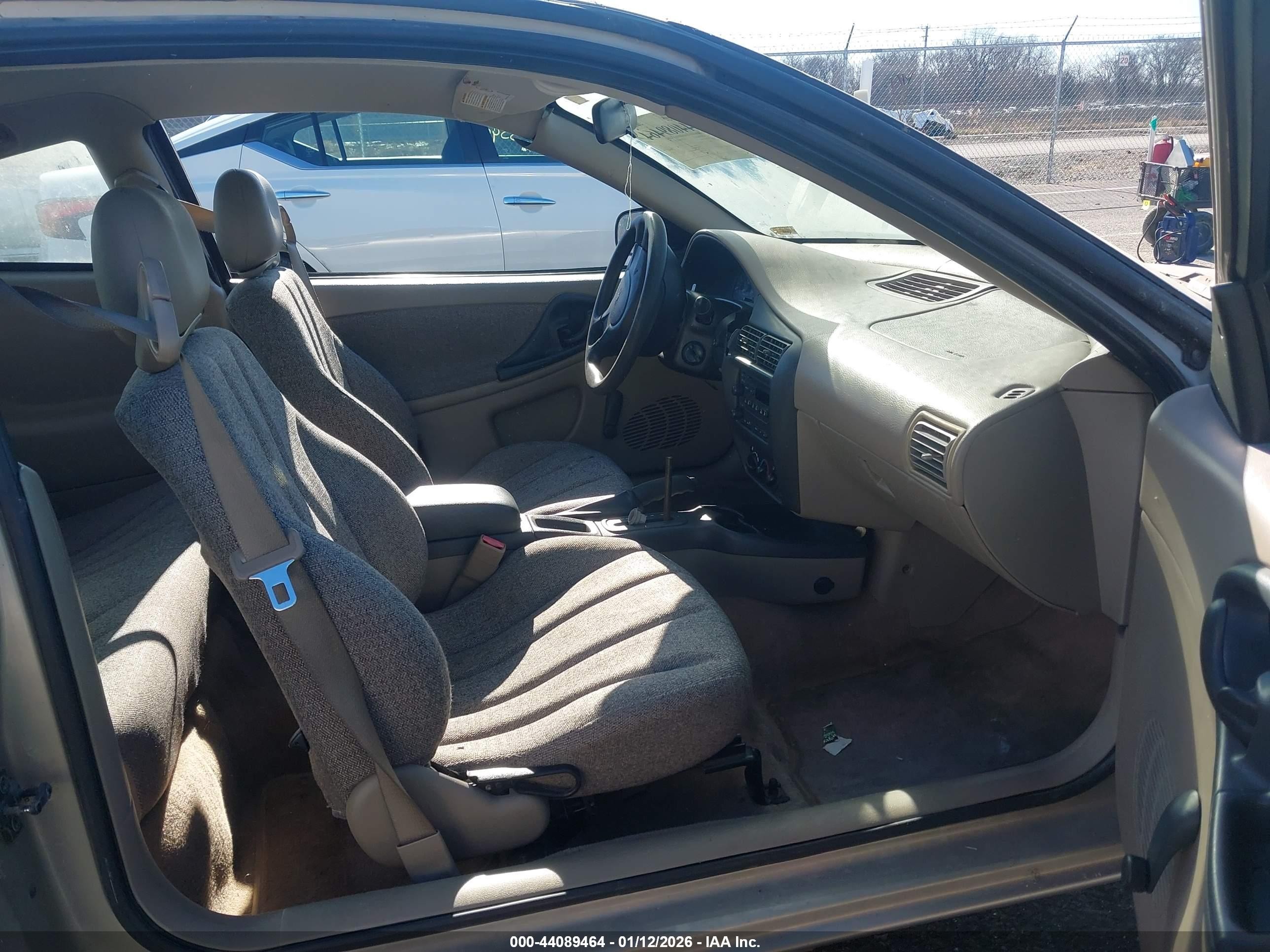2004 Chevrolet Cavalier   Gold vin: 1G1JC12F047174241