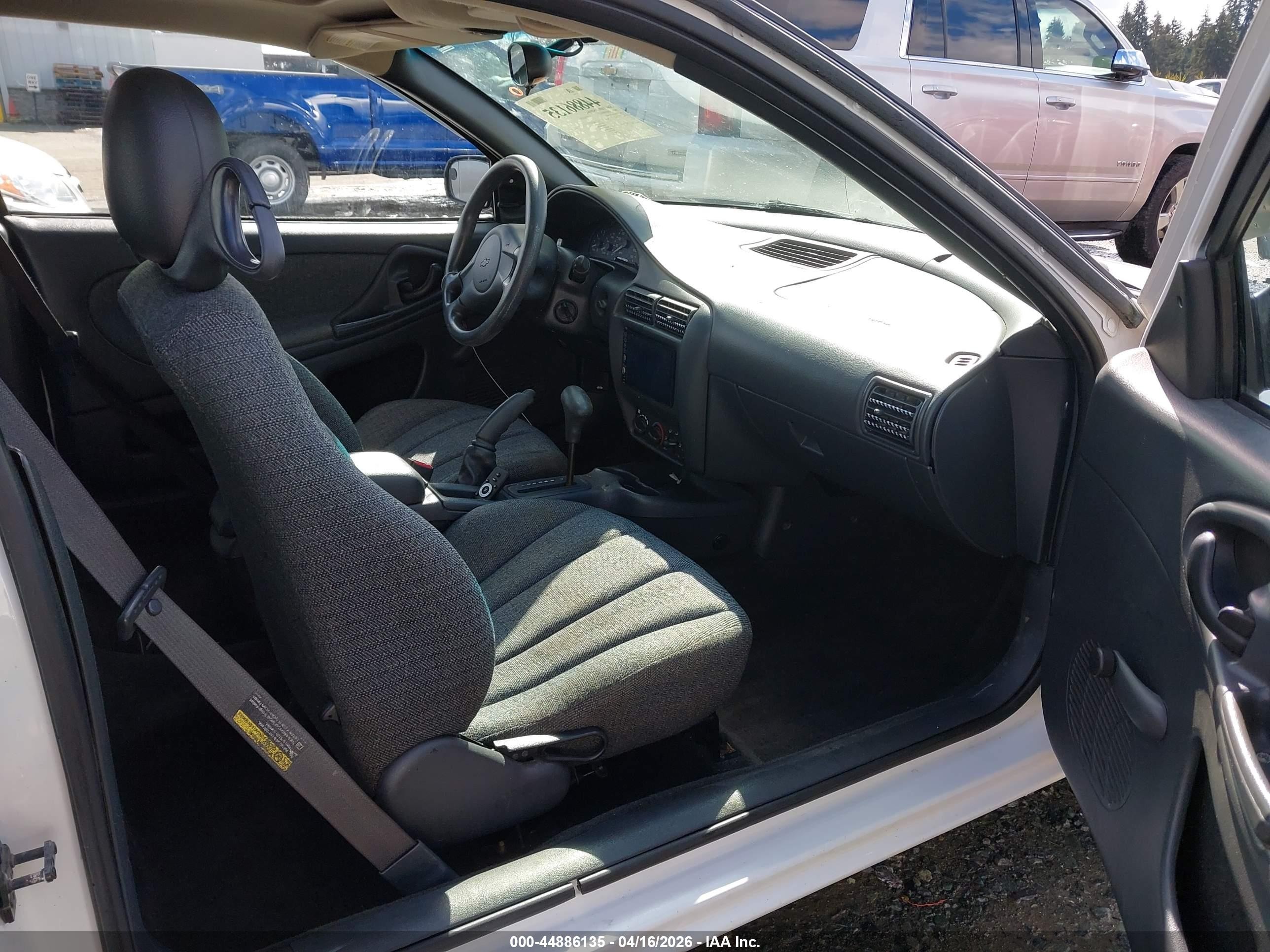 2003 Chevrolet Cavalier   White vin: 1G1JC12F237354867