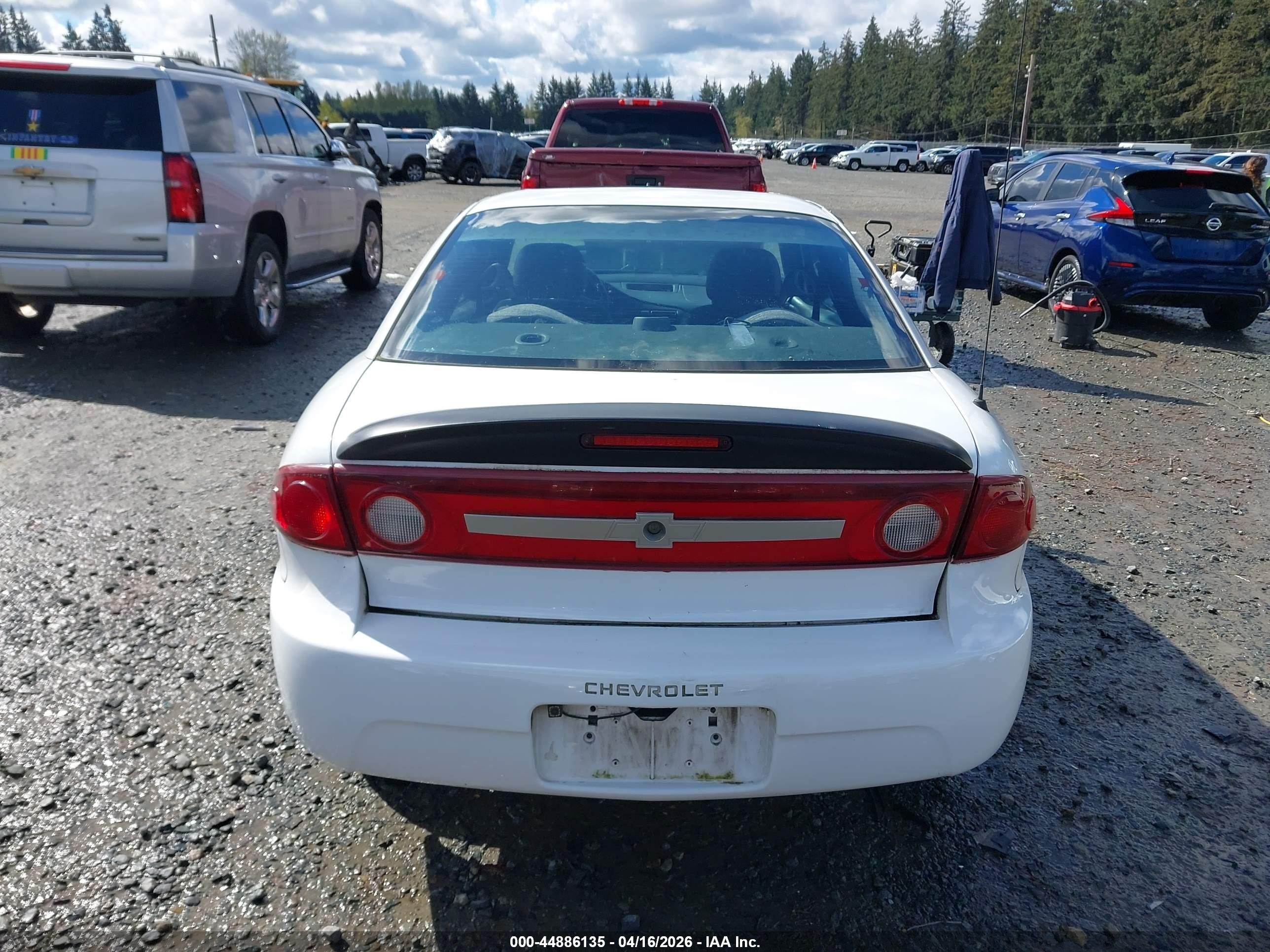 2003 Chevrolet Cavalier   White vin: 1G1JC12F237354867