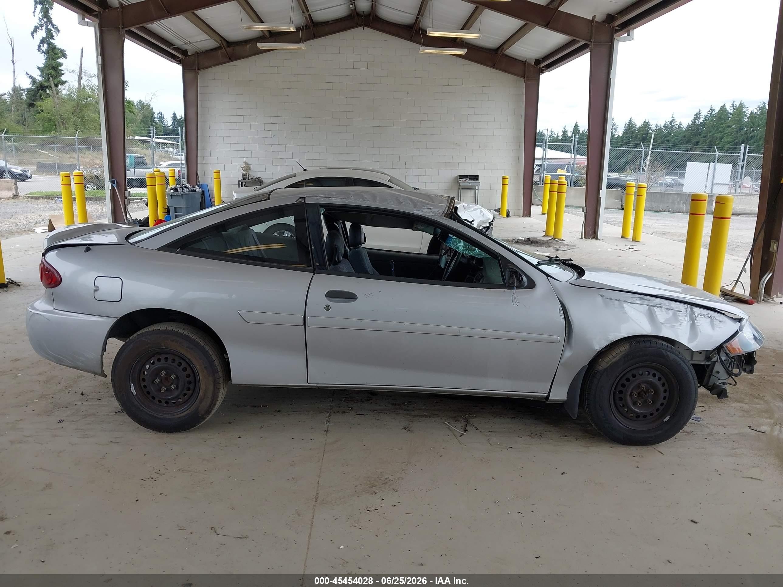 2005 Chevrolet Cavalier   Silver vin: 1G1JC12F557136456