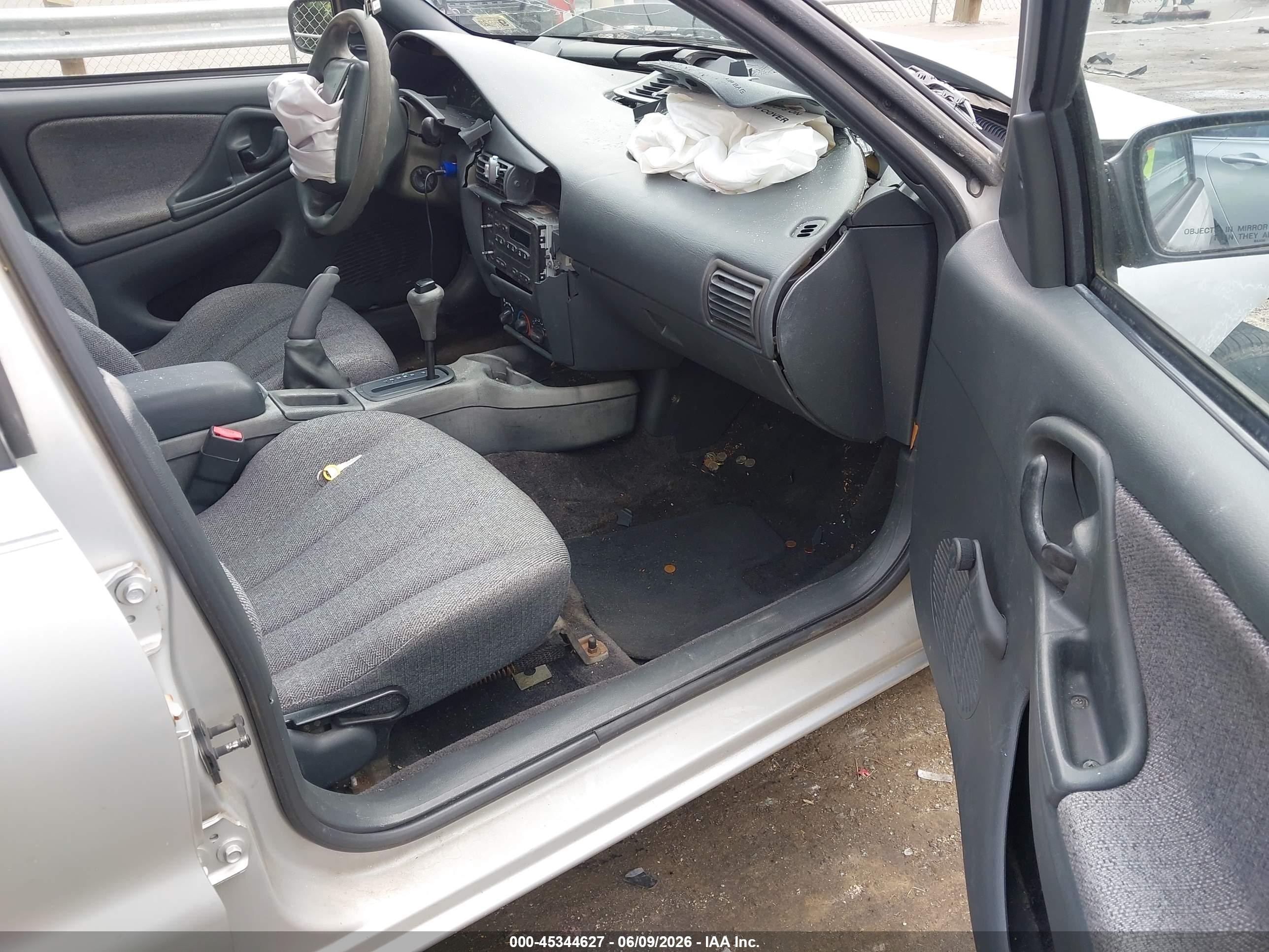 2001 Chevrolet Cavalier   Silver vin: 1G1JC524017173169