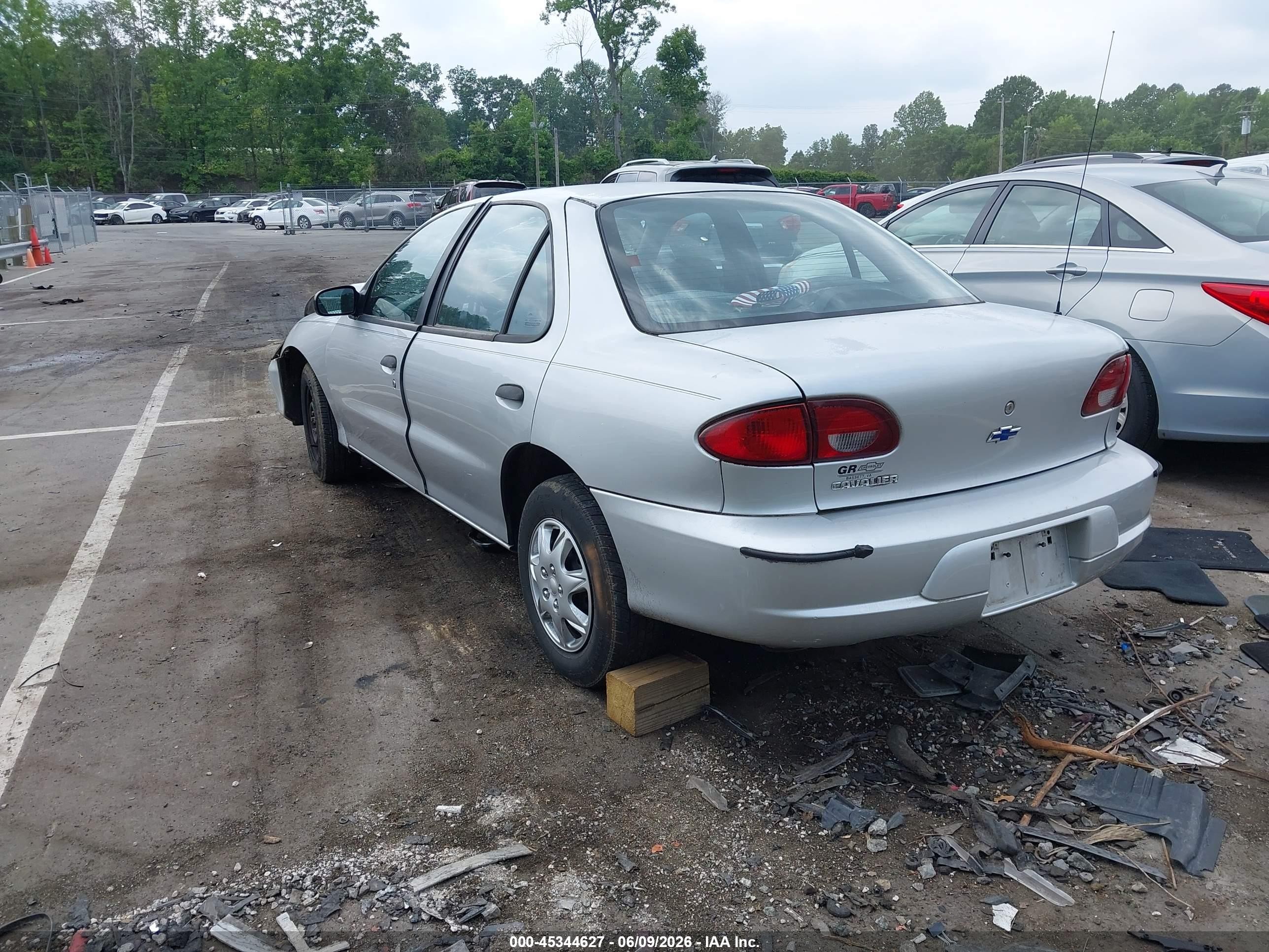 2001 Chevrolet Cavalier   Silver vin: 1G1JC524017173169