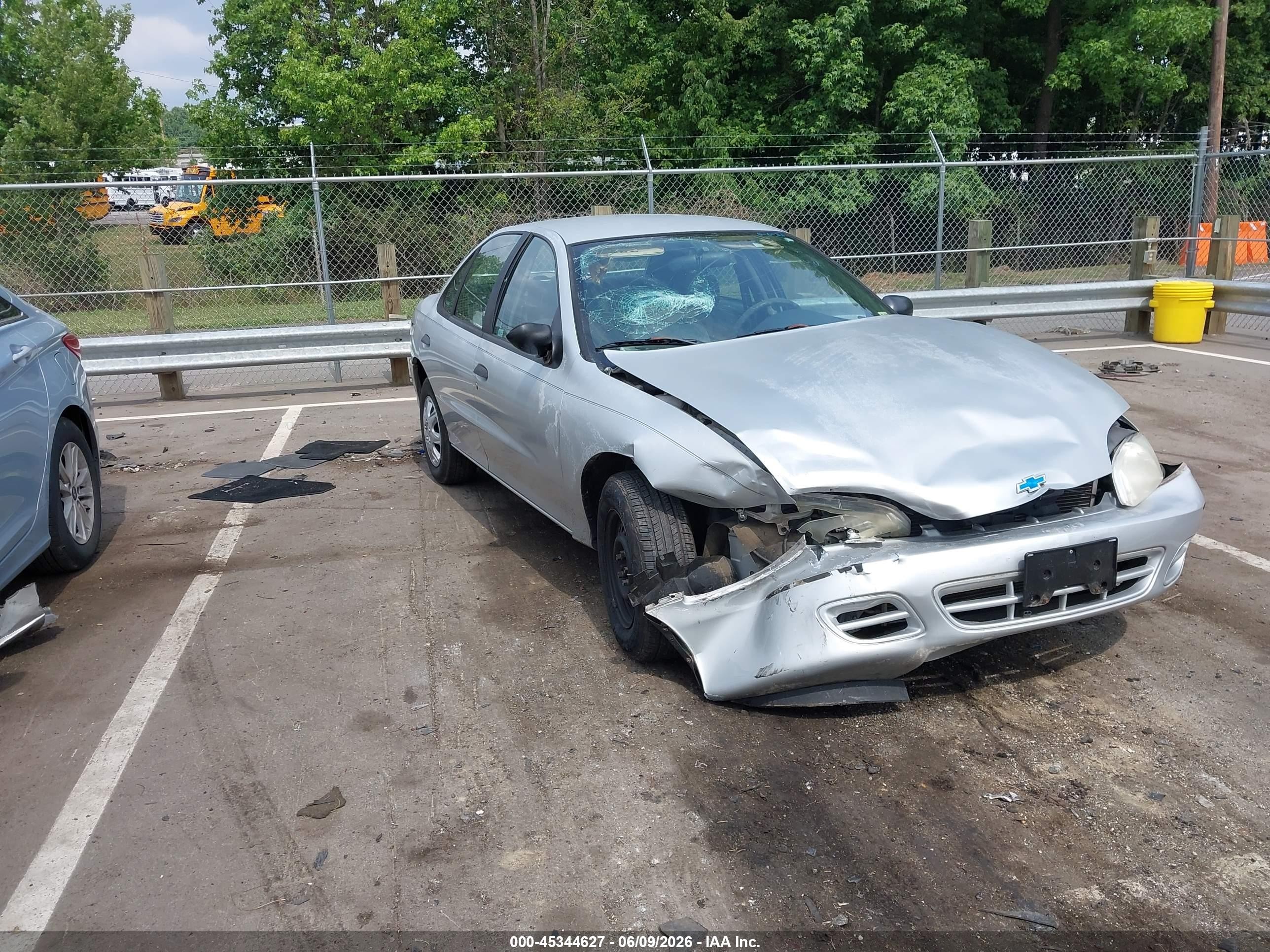2001 Chevrolet Cavalier   Silver vin: 1G1JC524017173169