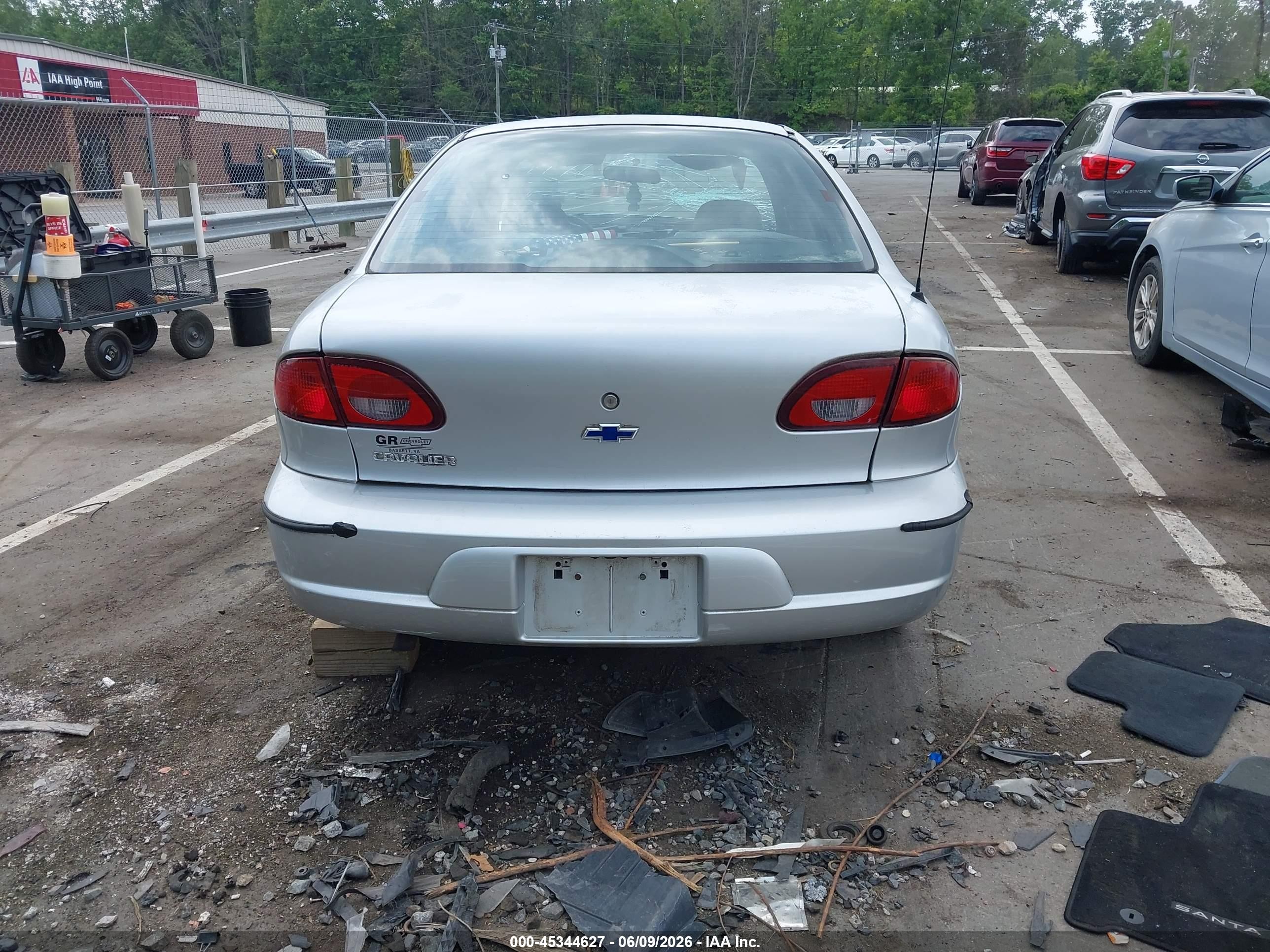 2001 Chevrolet Cavalier   Silver vin: 1G1JC524017173169
