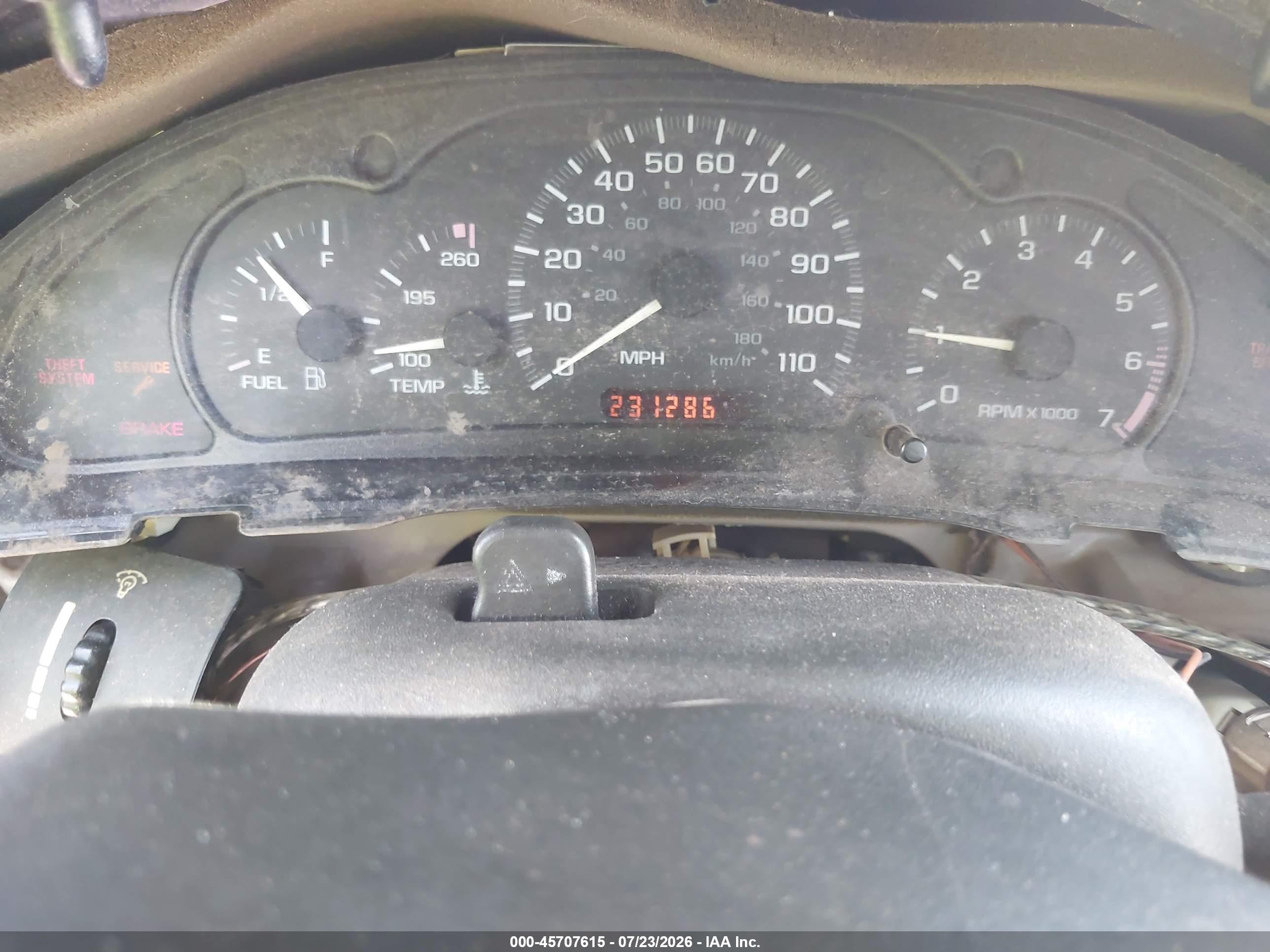 2002 Chevrolet Cavalier   Красный vin: 1G1JC524027377438