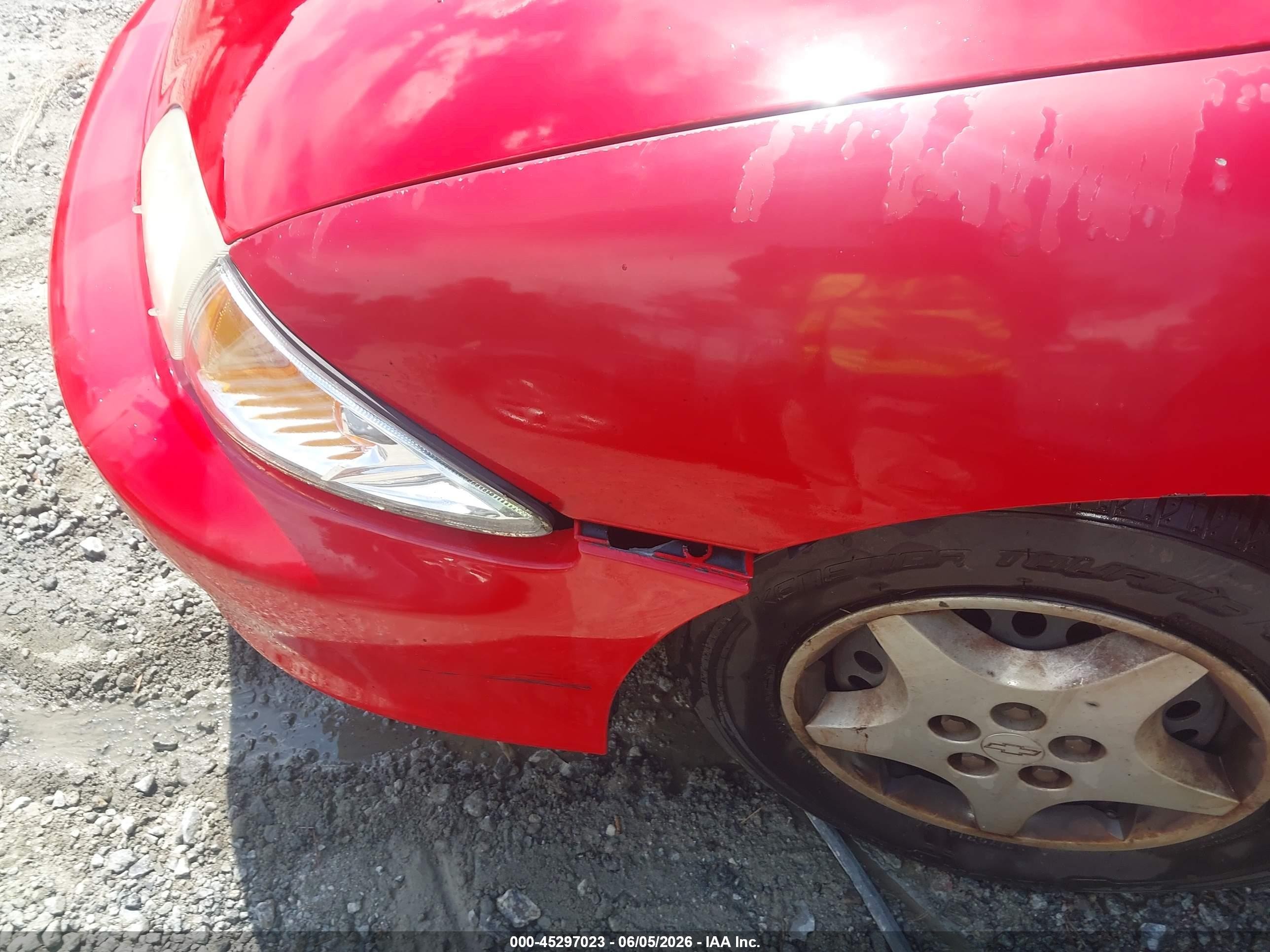 2002 Chevrolet Cavalier   Красный vin: 1G1JC524027473361