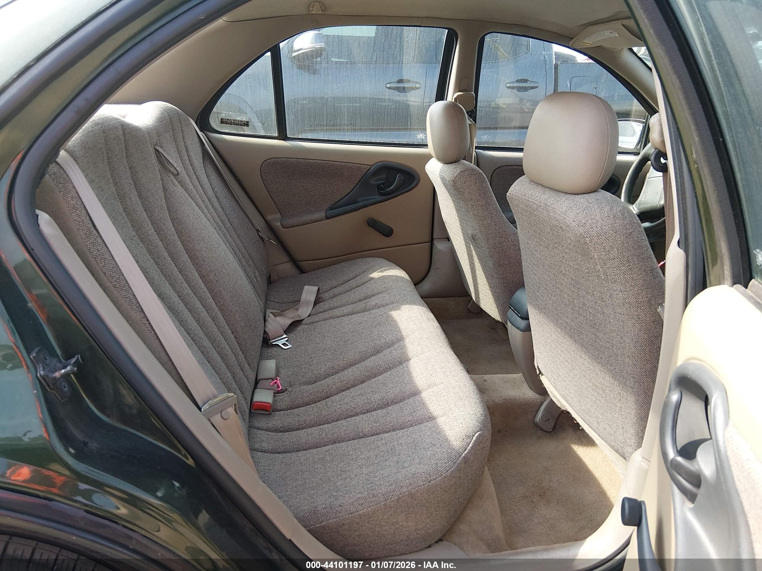 2000 Chevrolet Cavalier   Green vin: 1G1JC5240Y7453149