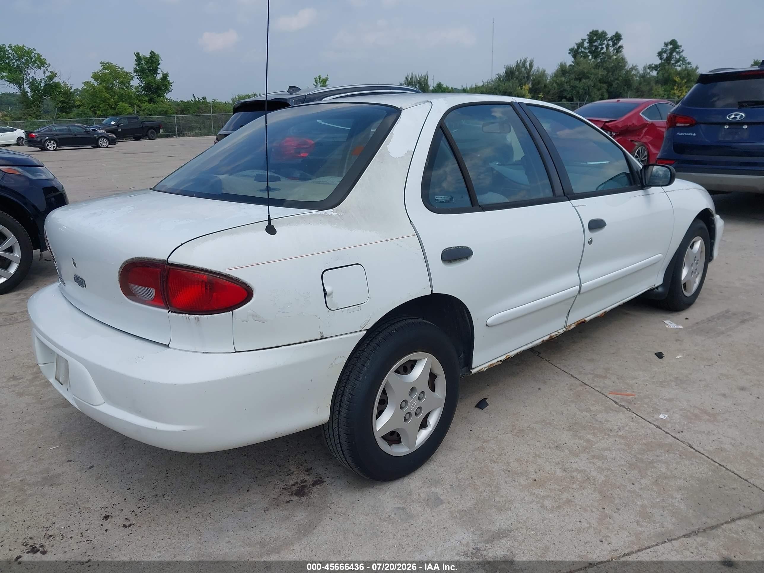 2001 Chevrolet Cavalier   White vin: 1G1JC524117234884