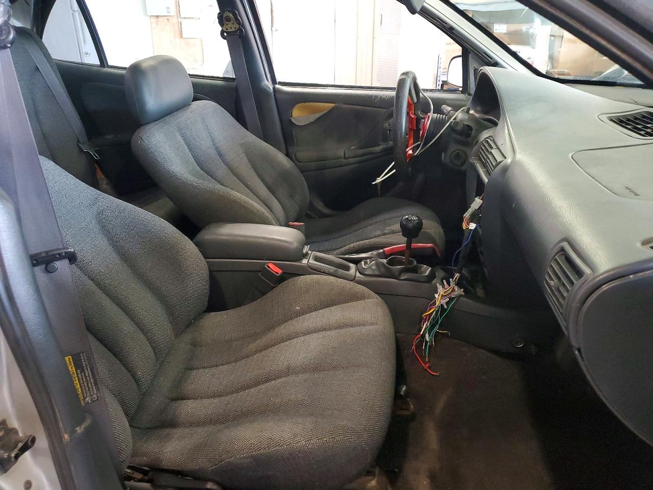 2002 Chevrolet Cavalier Base Silver vin: 1G1JC524127302067