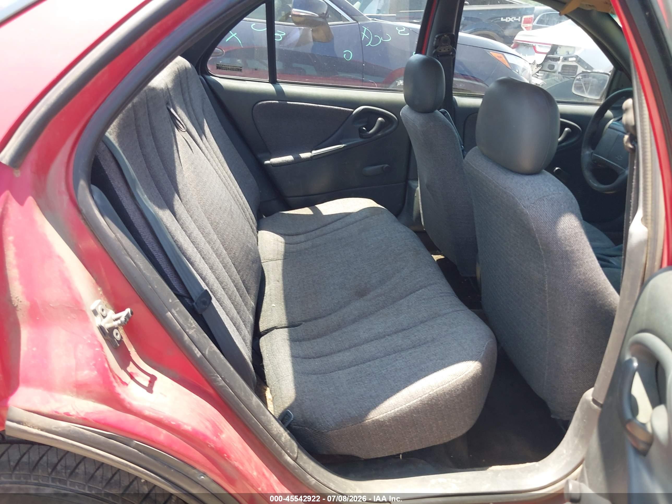 2001 Chevrolet Cavalier   Red vin: 1G1JC524217138052