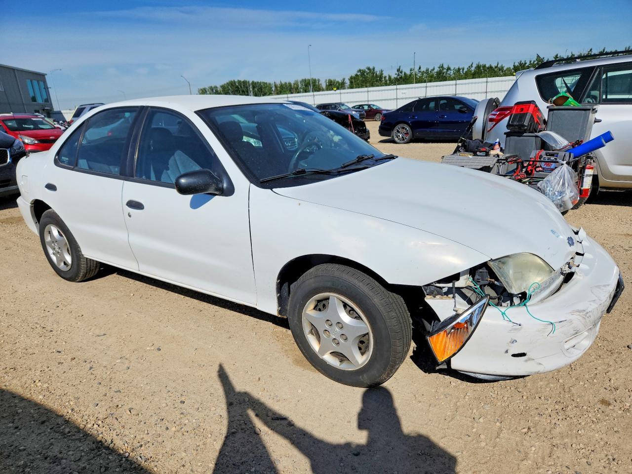 2001 Chevrolet Cavalier Base White vin: 1G1JC524217380565