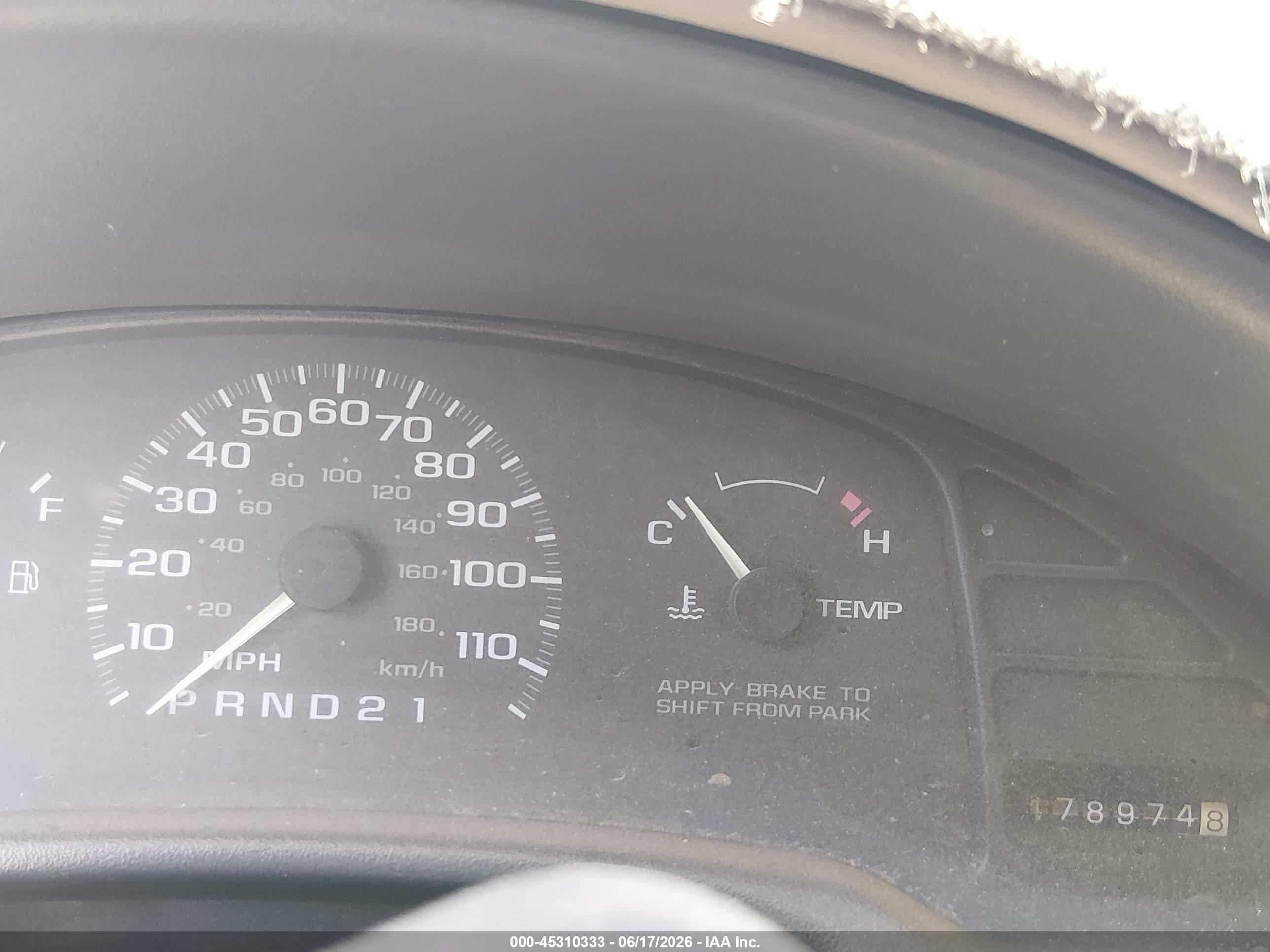 1998 Chevrolet Cavalier   White vin: 1G1JC5243W7179426