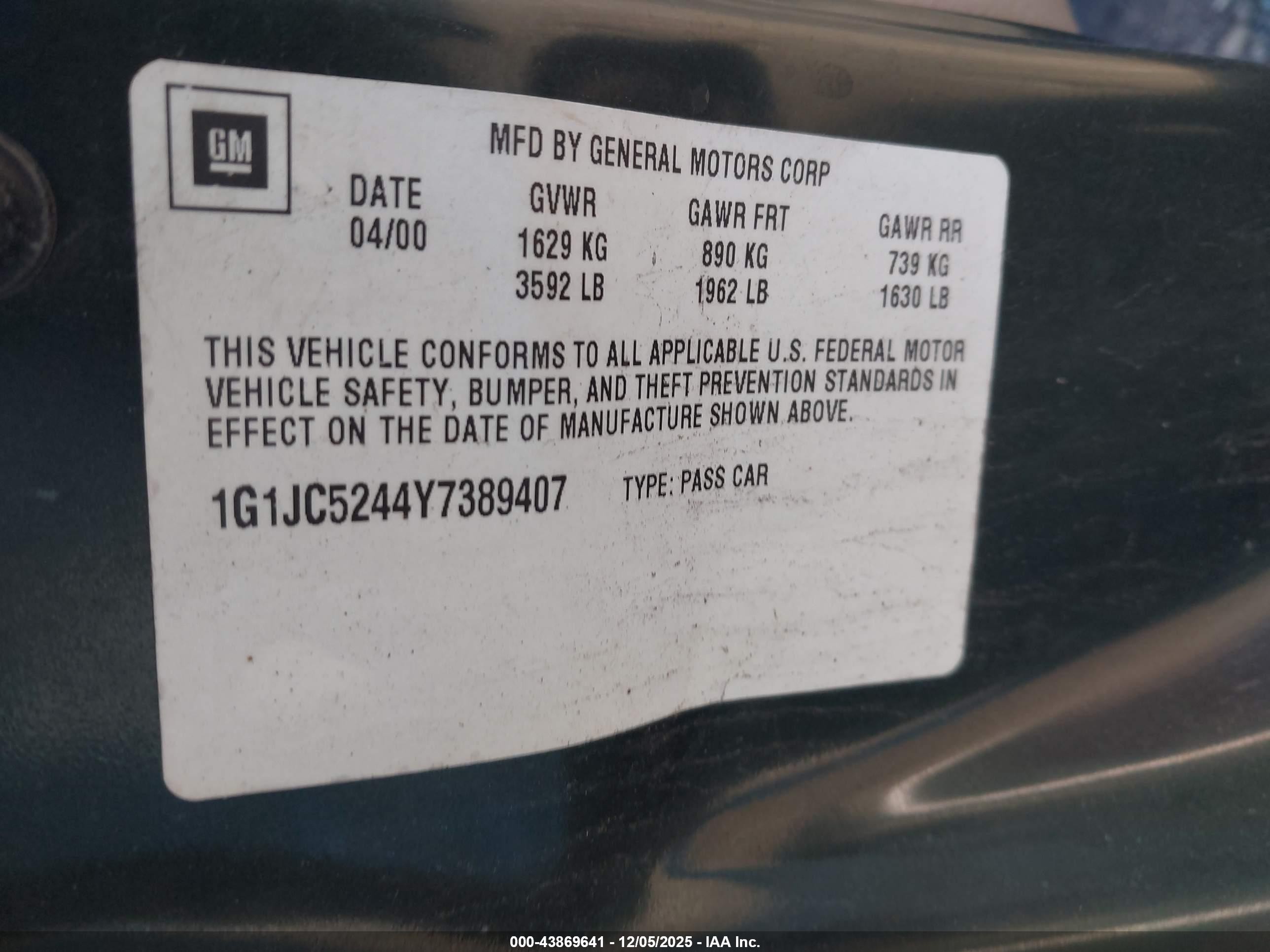 2000 Chevrolet Cavalier   Green vin: 1G1JC5244Y7389407