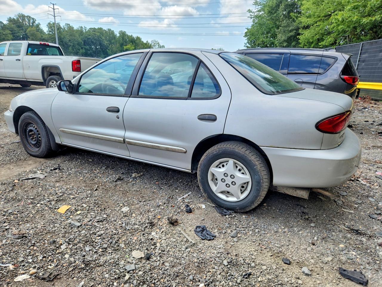2002 Chevrolet Cavalier Base Silver vin: 1G1JC524527384322