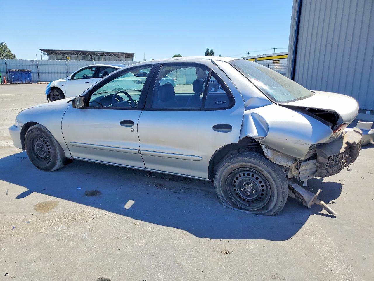 2002 Chevrolet Cavalier Base Silver vin: 1G1JC524627130988