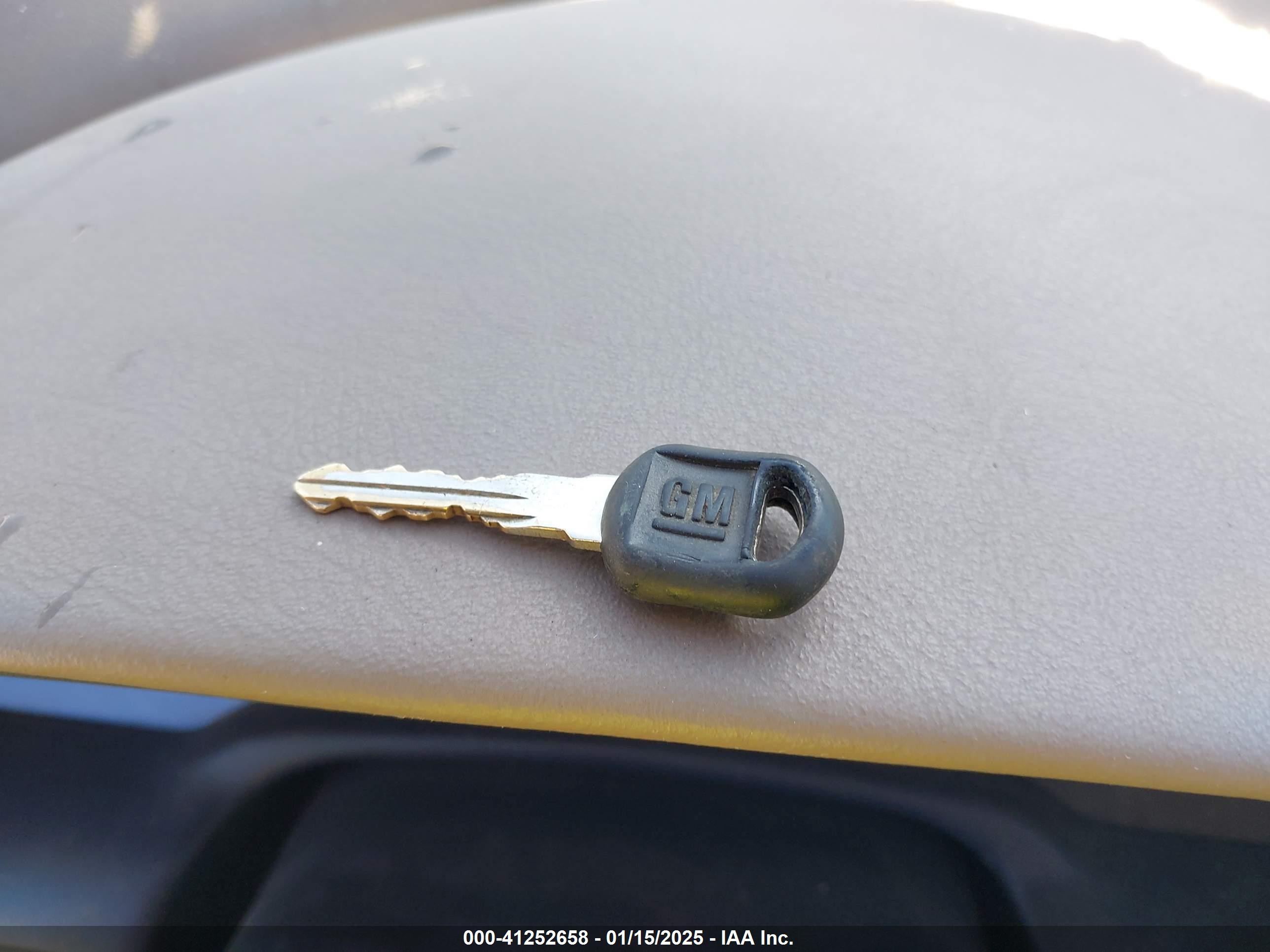 1999 Chevrolet Cavalier   Белый vin: 1G1JC5246X7145630