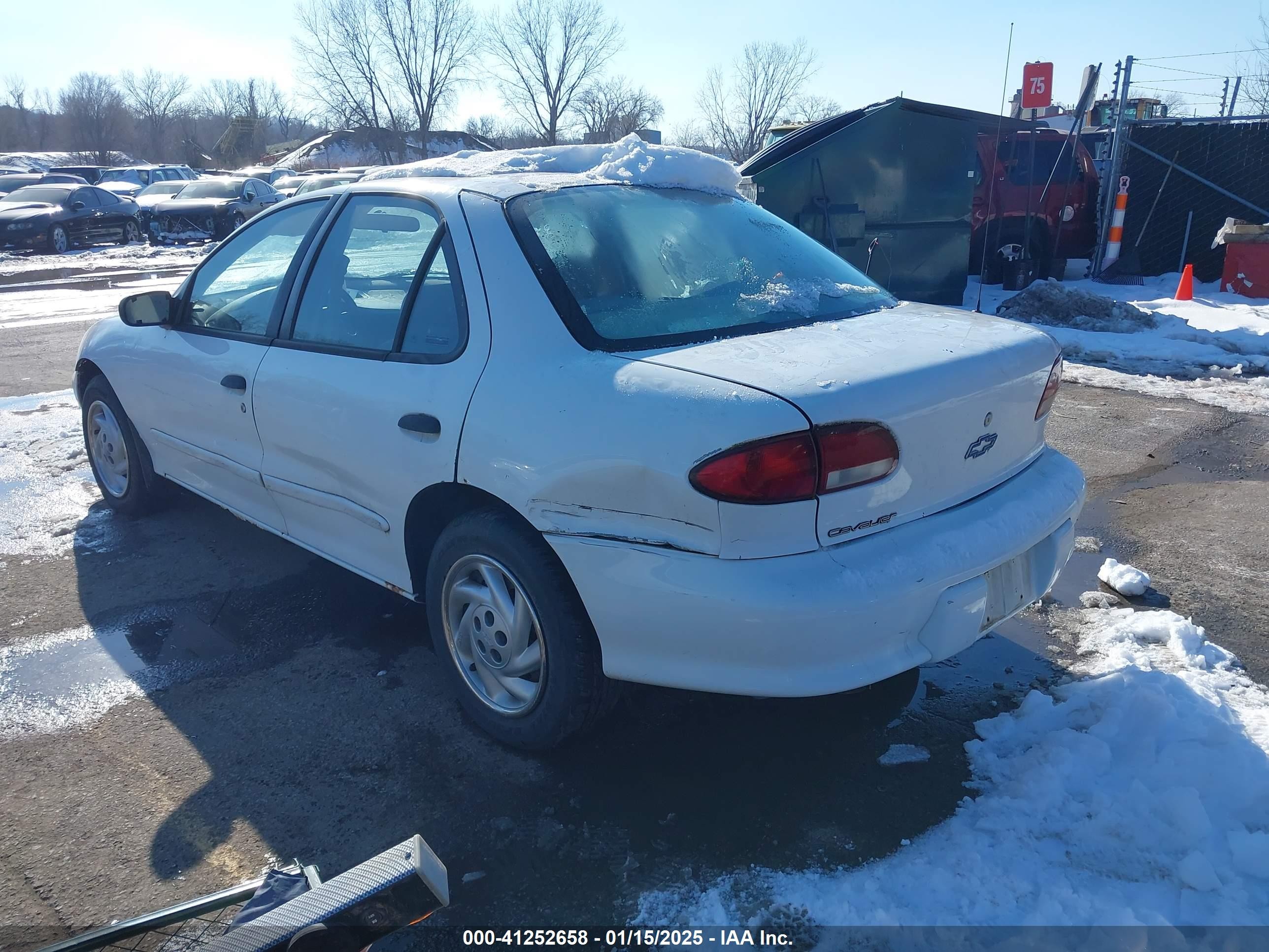 1999 Chevrolet Cavalier   Белый vin: 1G1JC5246X7145630