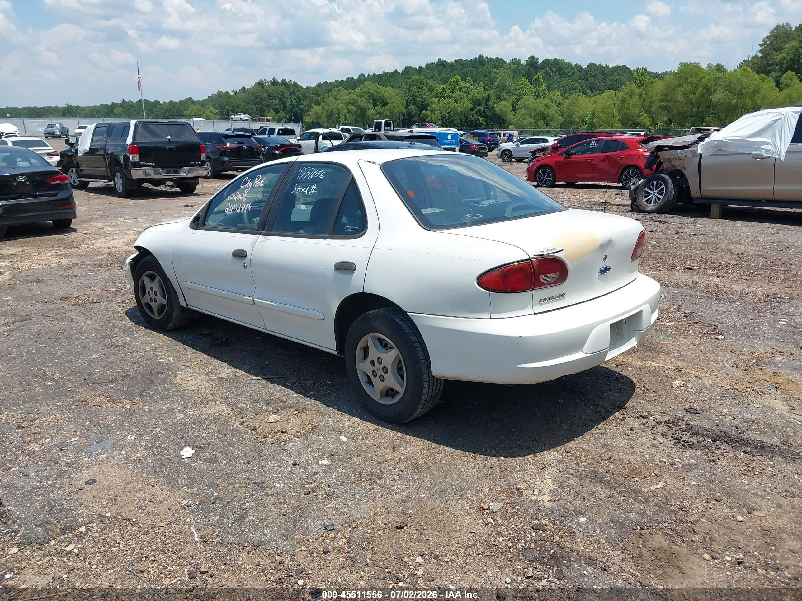 2000 Chevrolet Cavalier   White vin: 1G1JC5246Y7239363