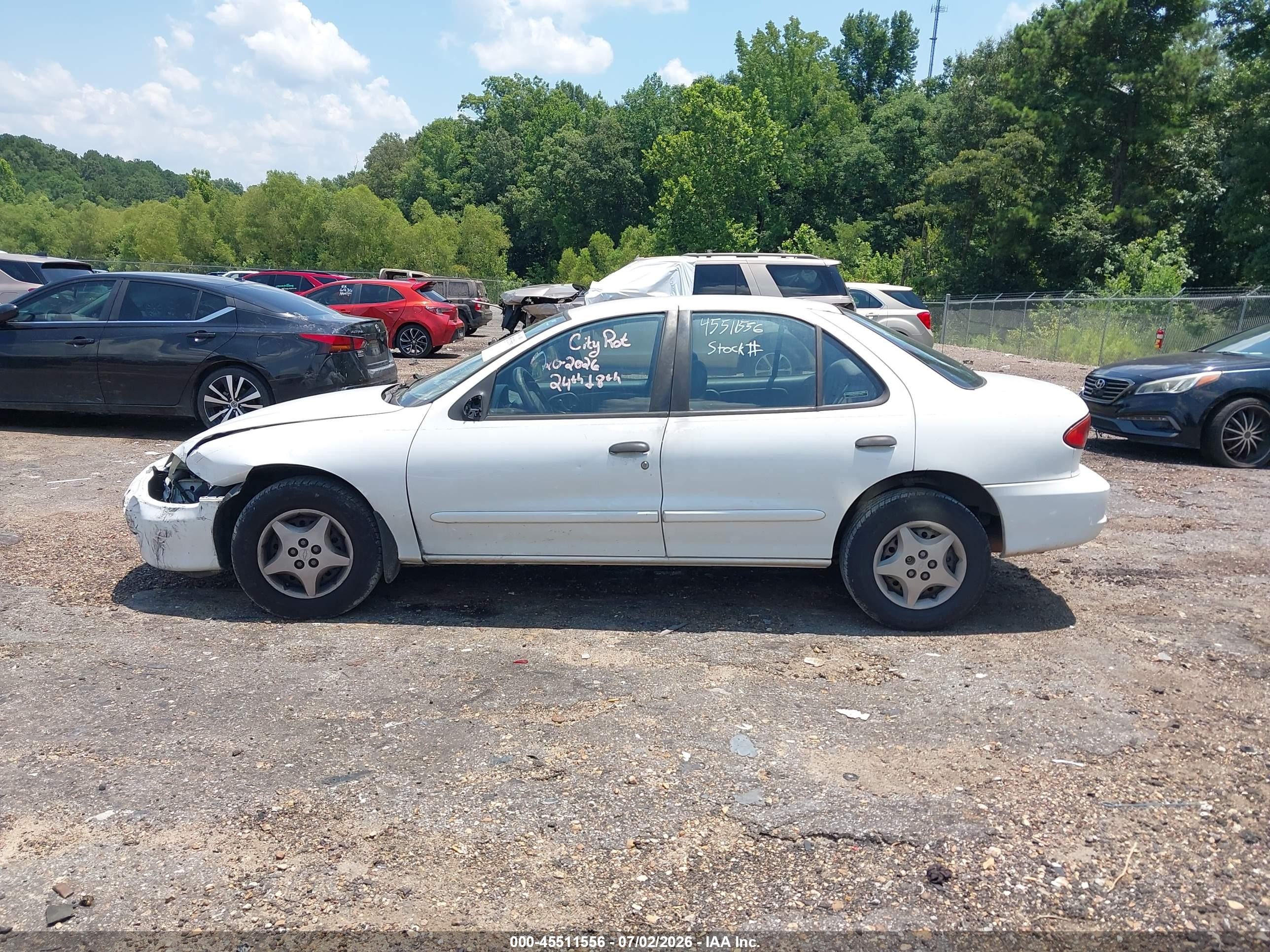 2000 Chevrolet Cavalier   White vin: 1G1JC5246Y7239363