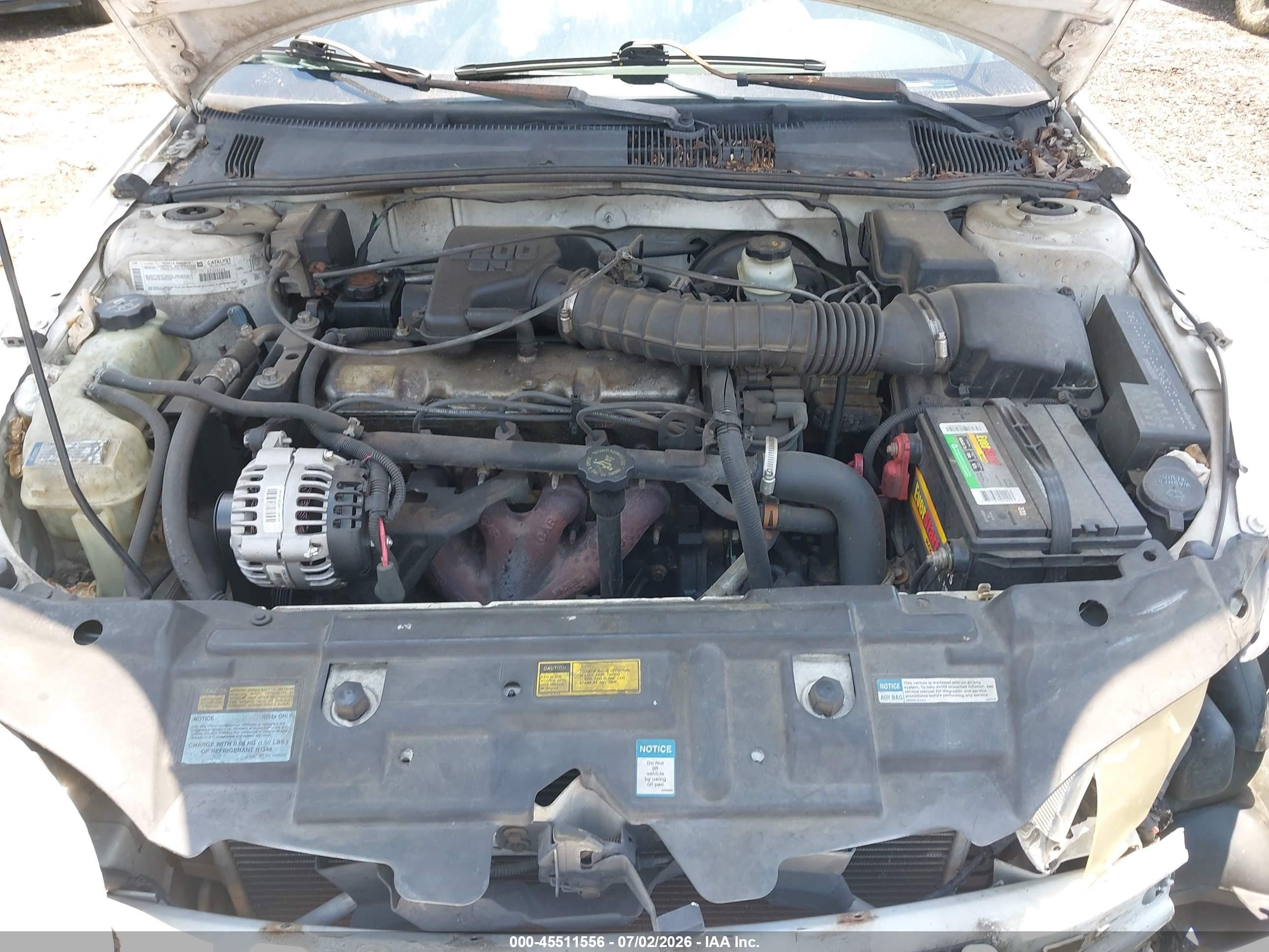 2000 Chevrolet Cavalier   White vin: 1G1JC5246Y7239363